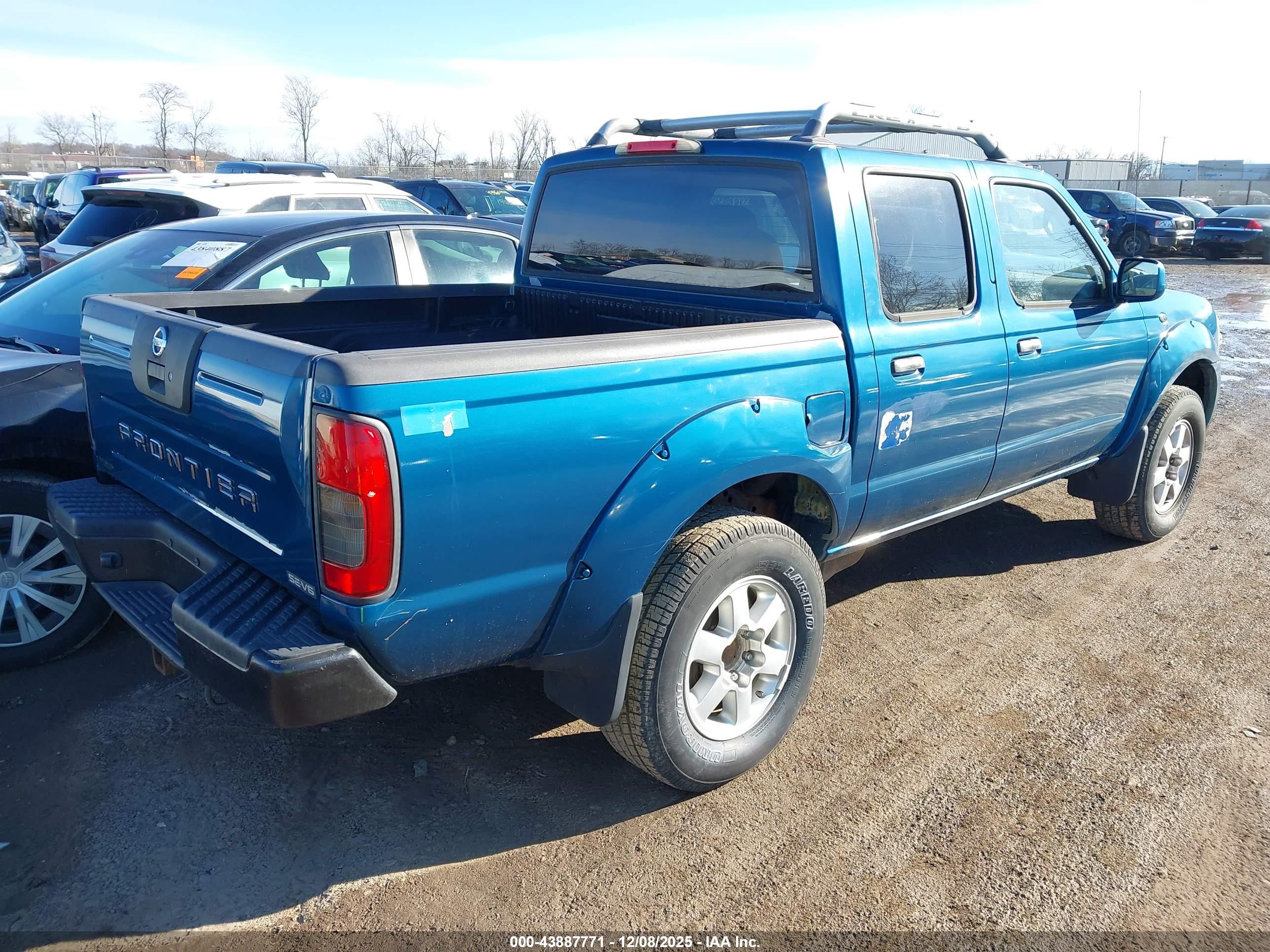NISSAN FRONTIER image 4