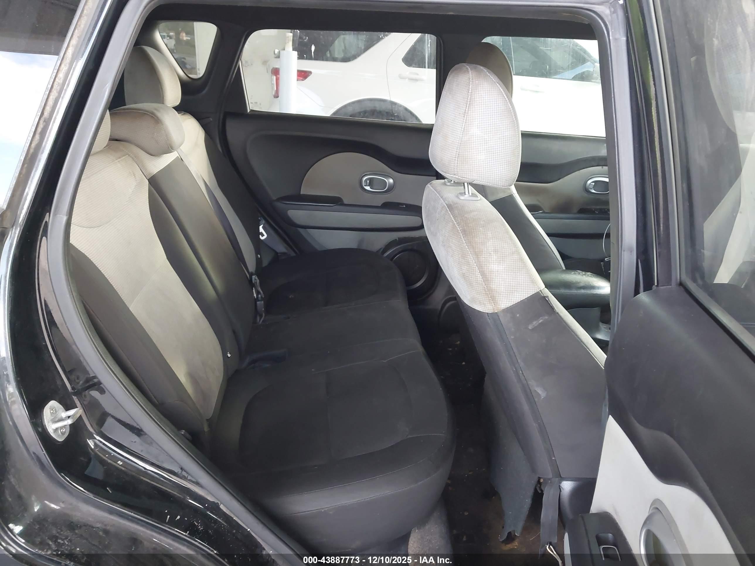 KIA SOUL image 8