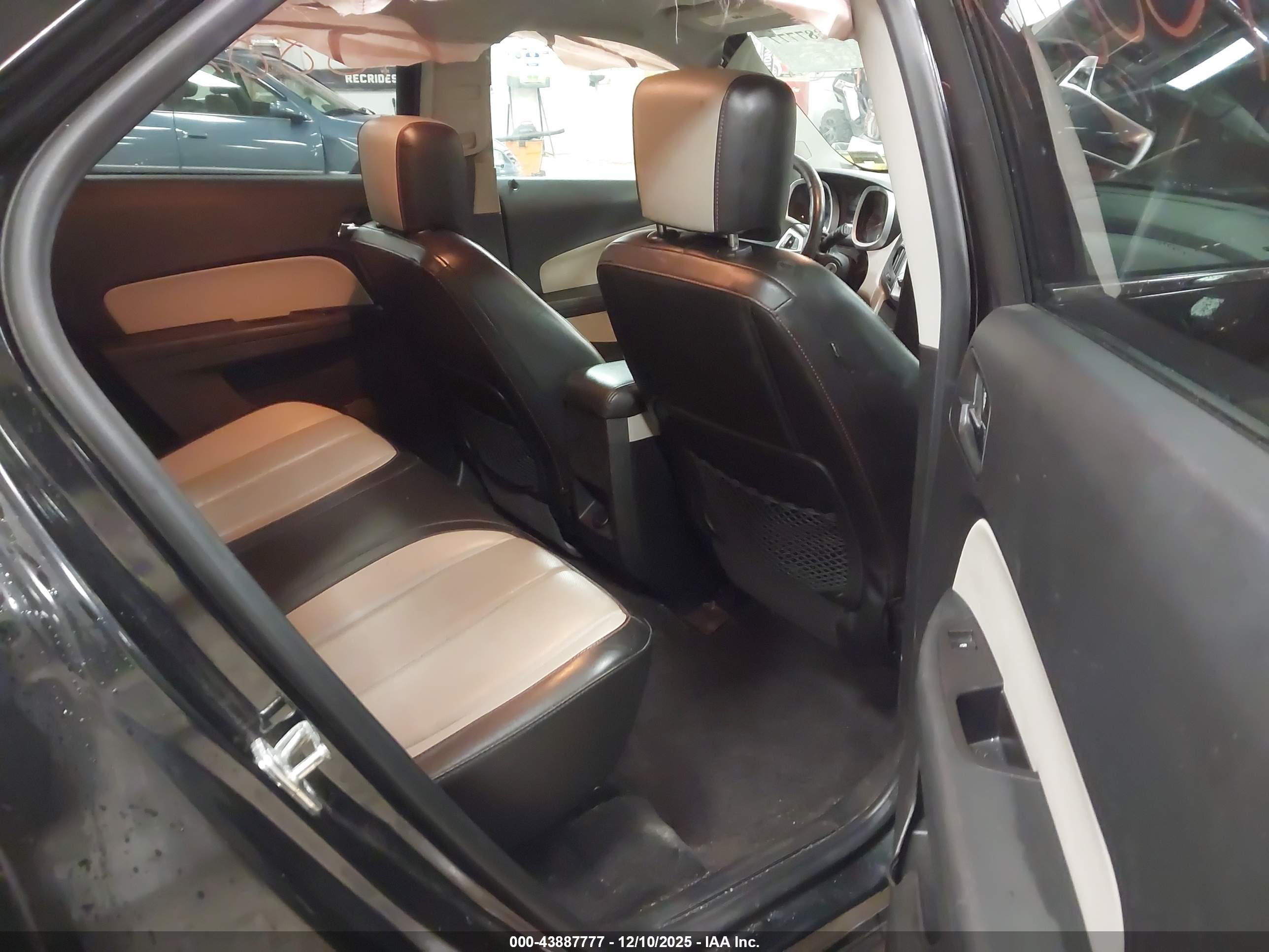 CHEVROLET EQUINOX image 8
