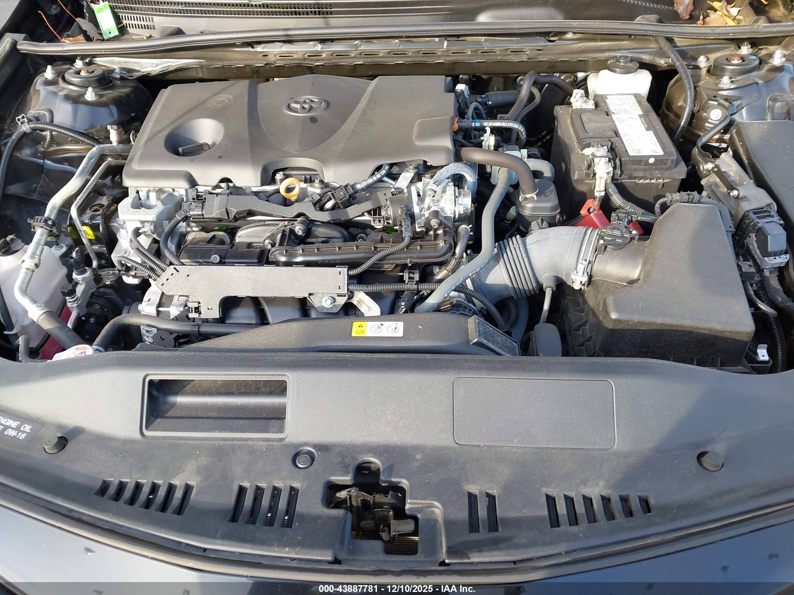 TOYOTA CAMRY image 10