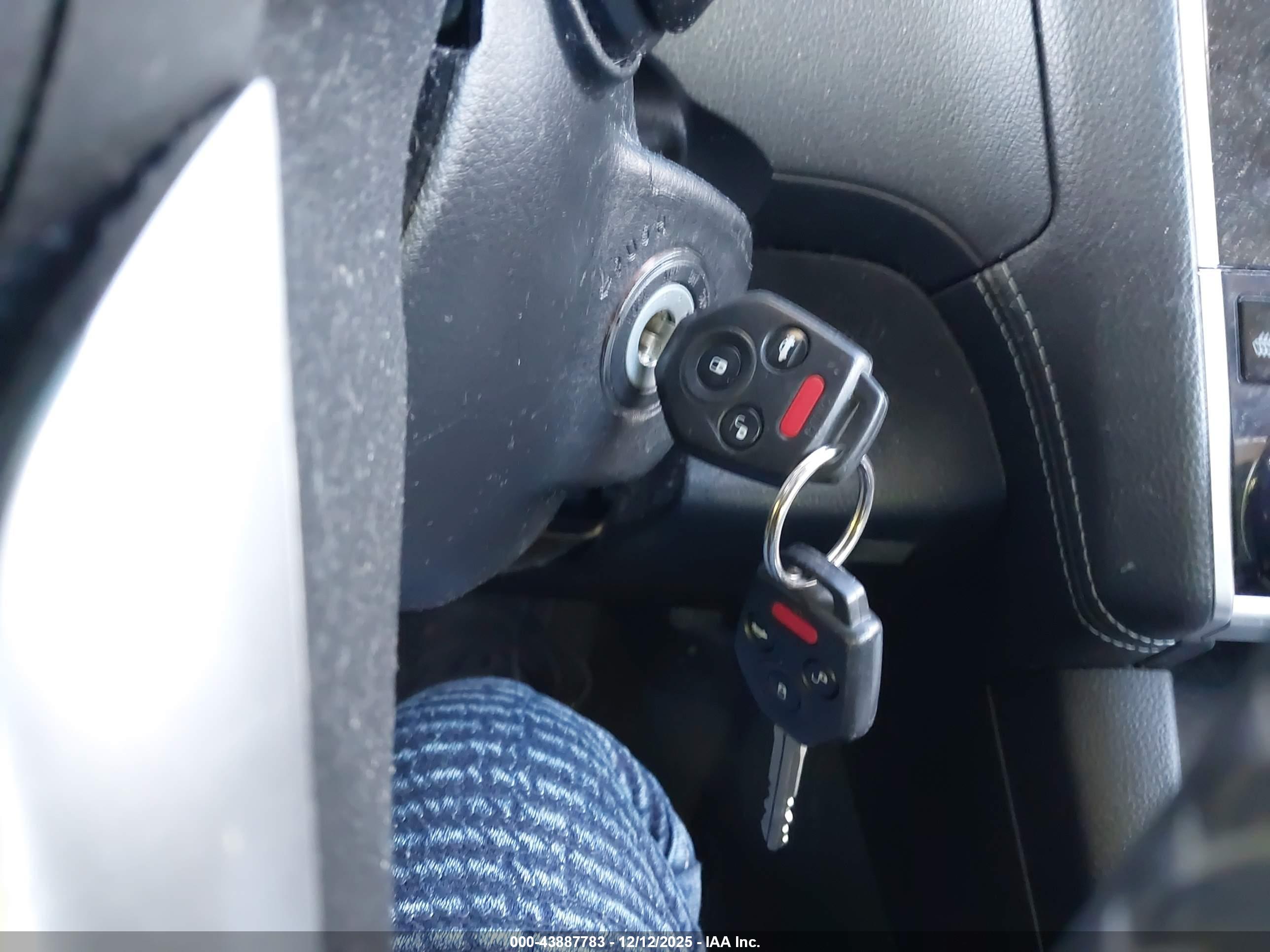 SUBARU LEGACY image 11
