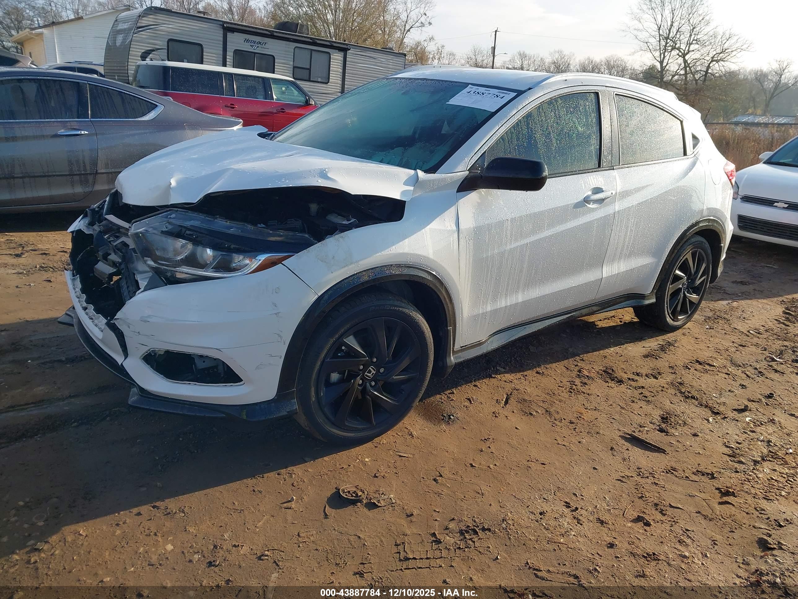 HONDA HR-V image 2