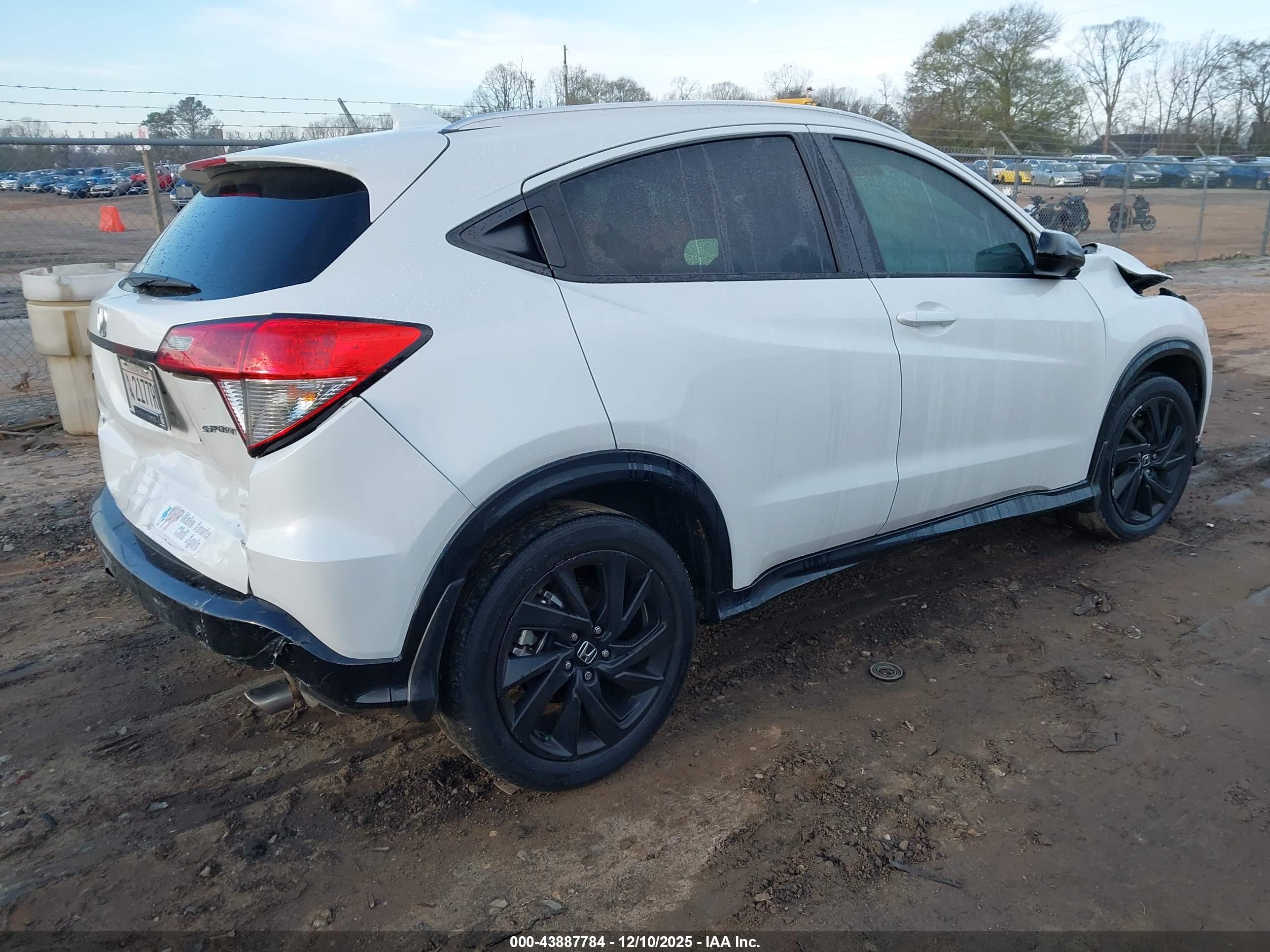 HONDA HR-V image 4