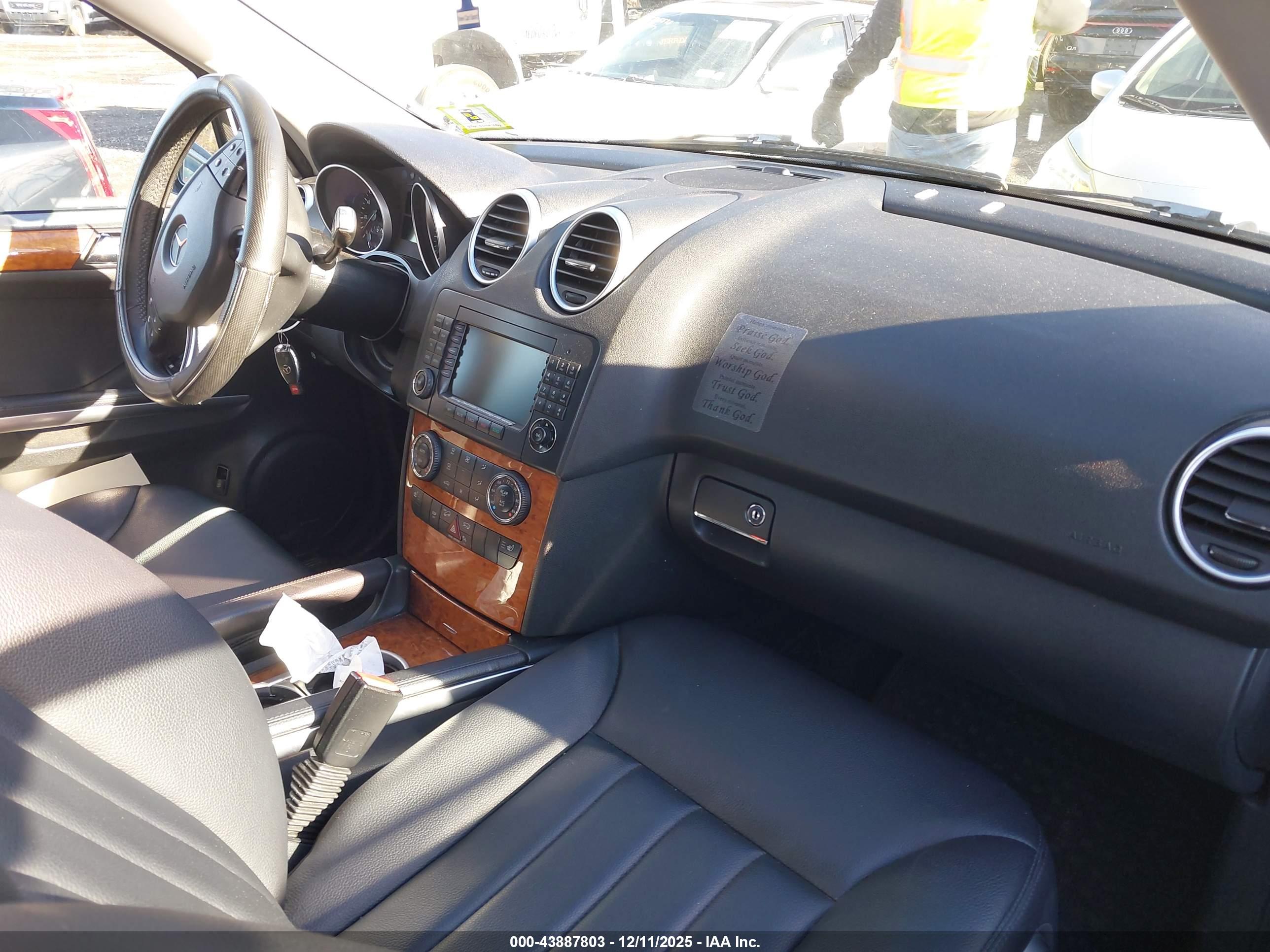 MERCEDES-BENZ ML image 5