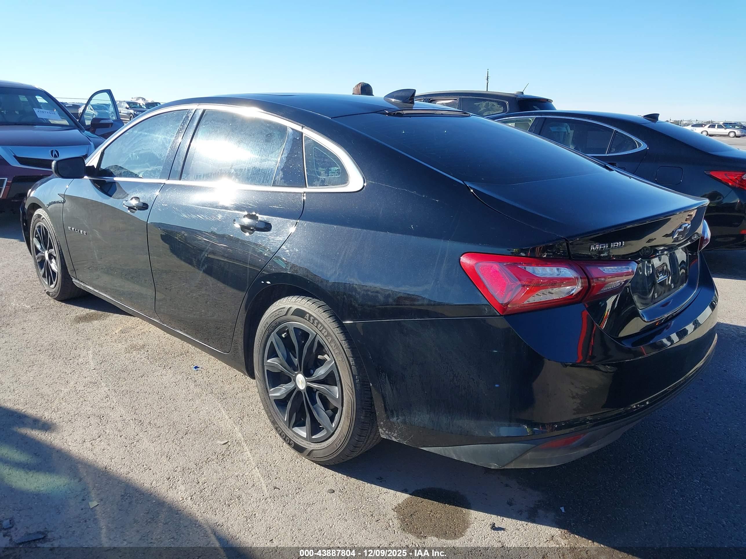 CHEVROLET MALIBU image 3