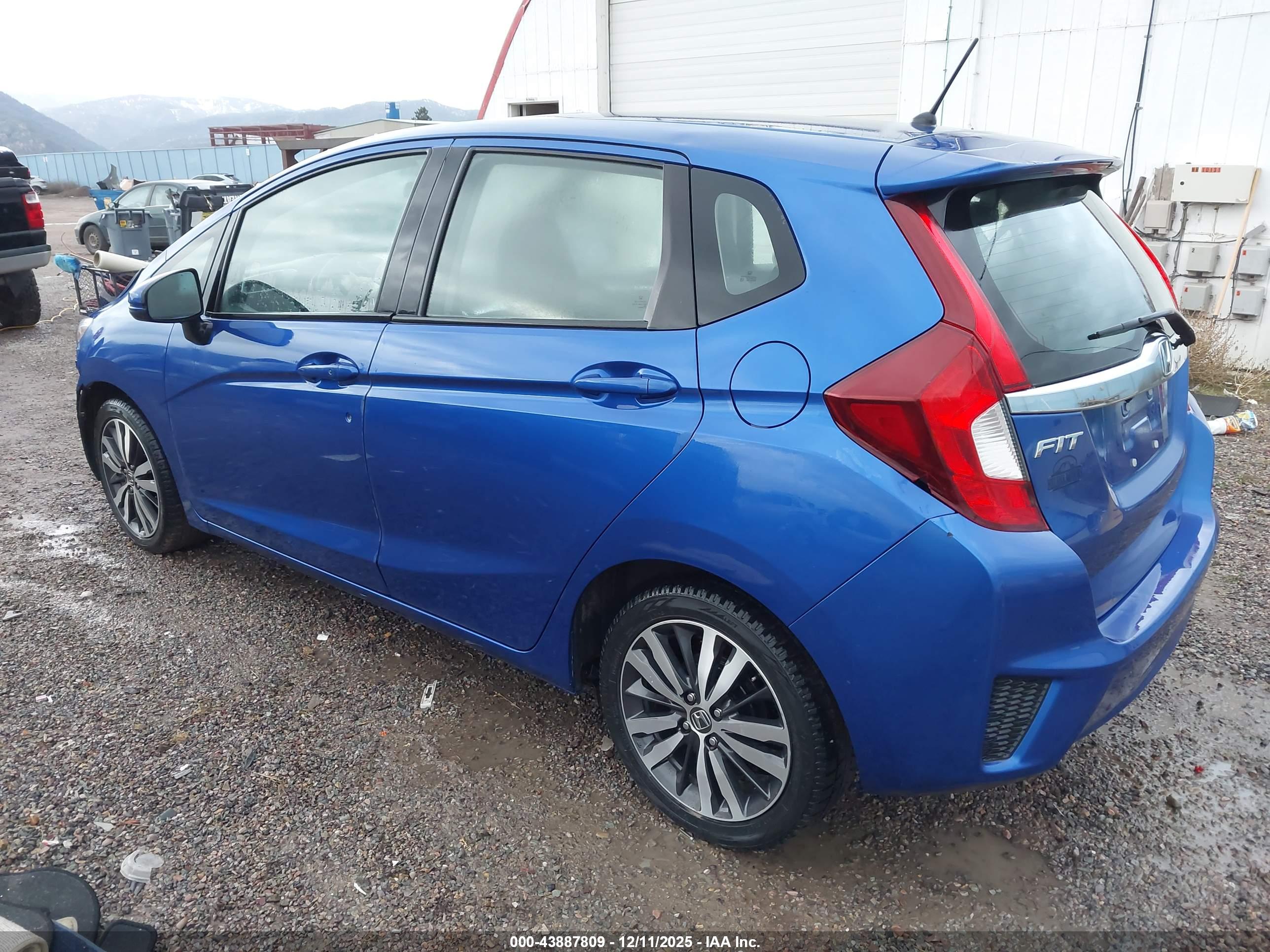HONDA FIT image 3