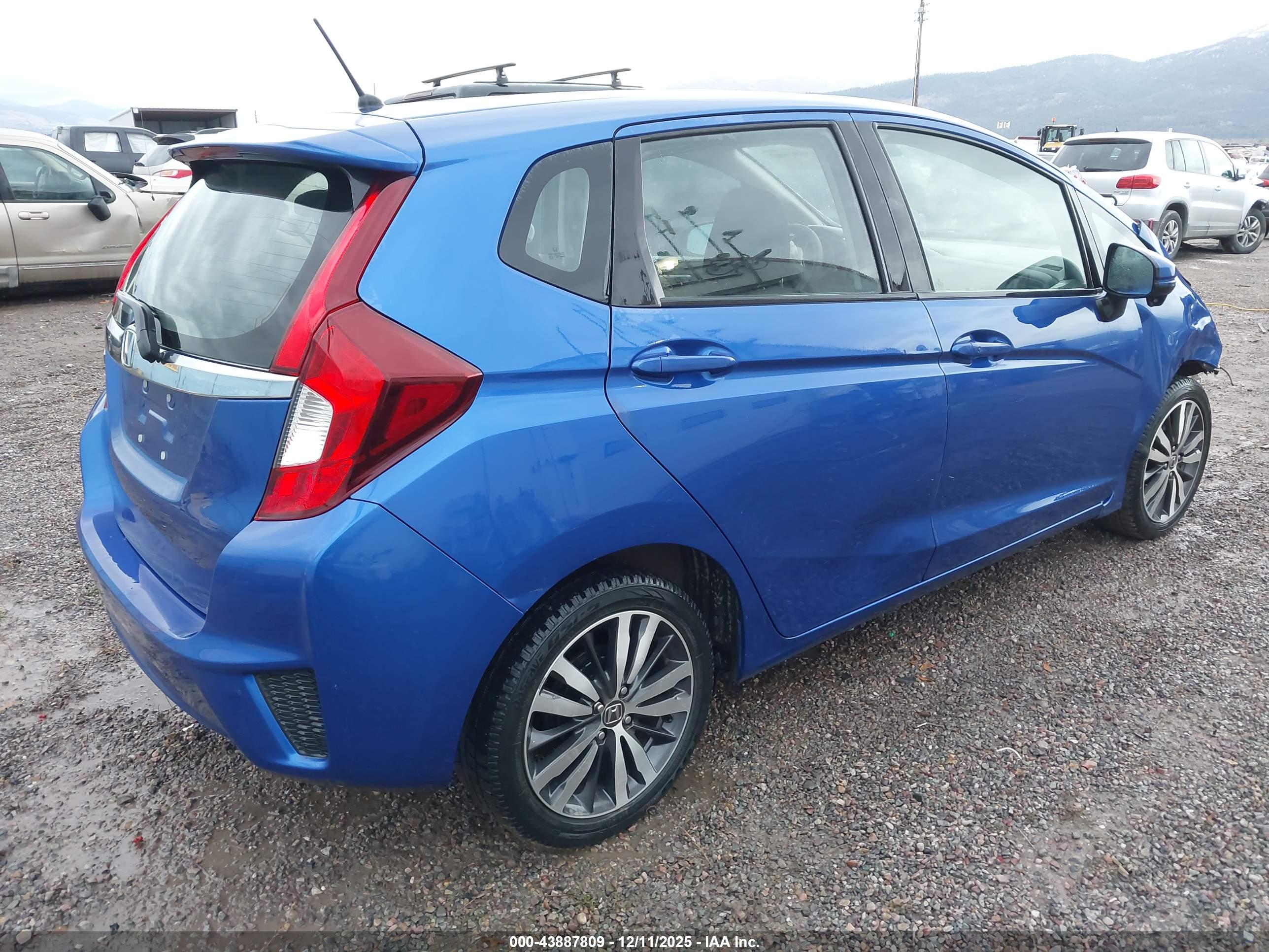 HONDA FIT image 4