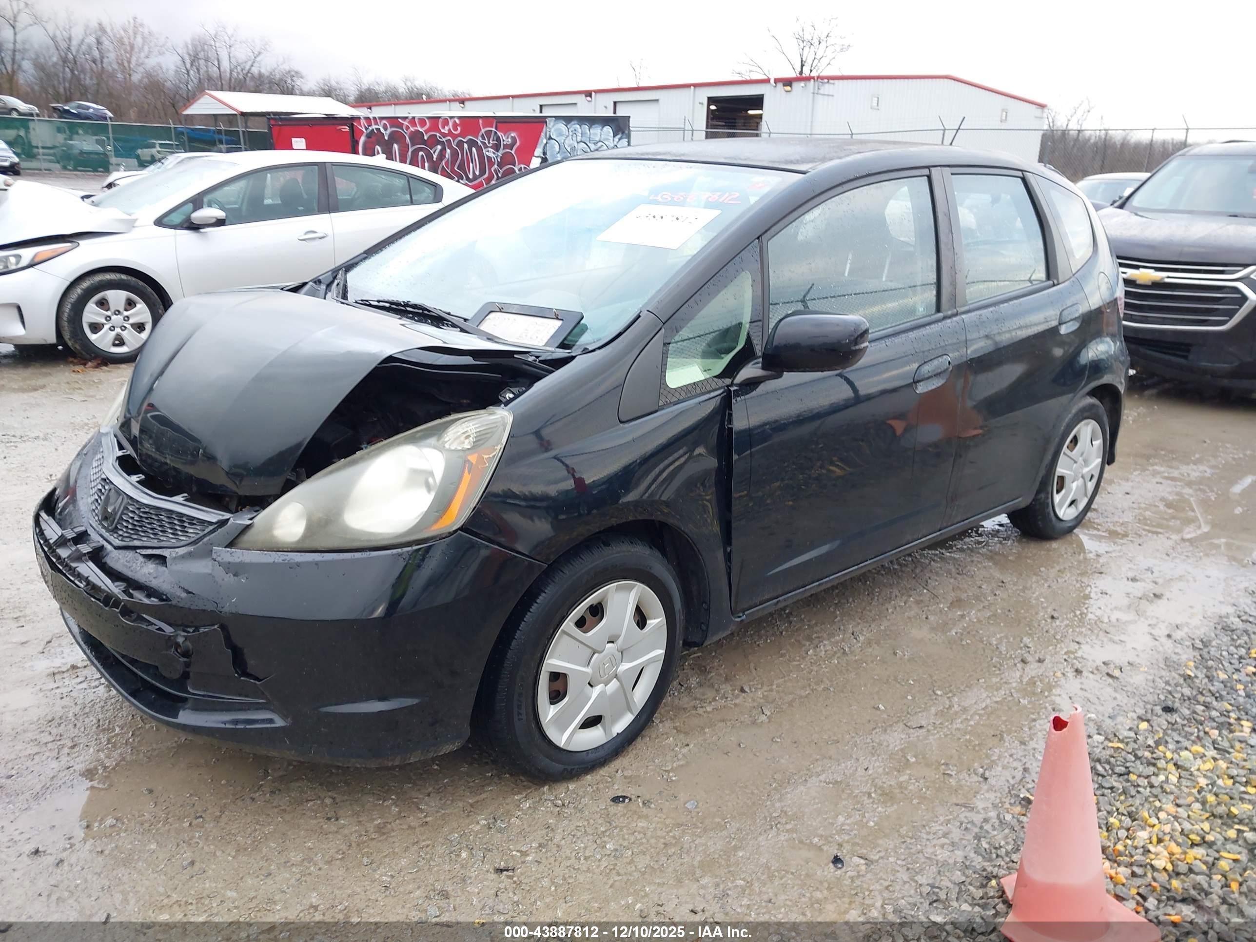 HONDA FIT image 2