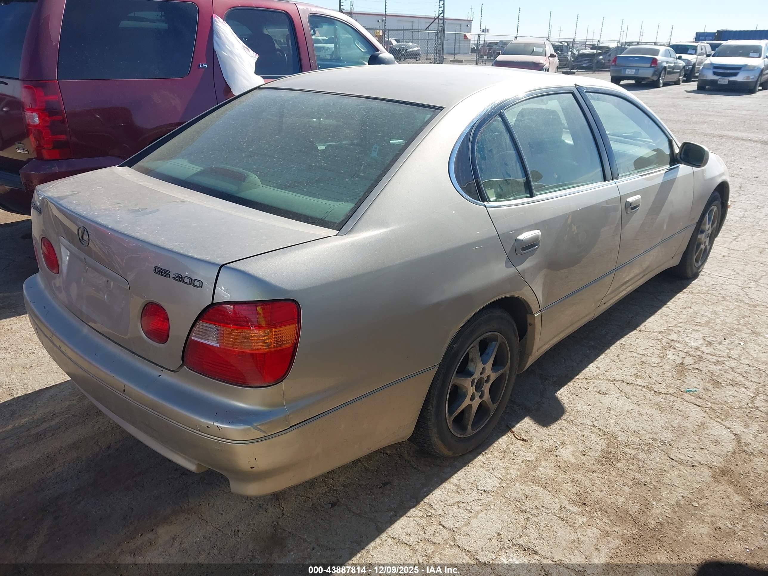 LEXUS GS image 4