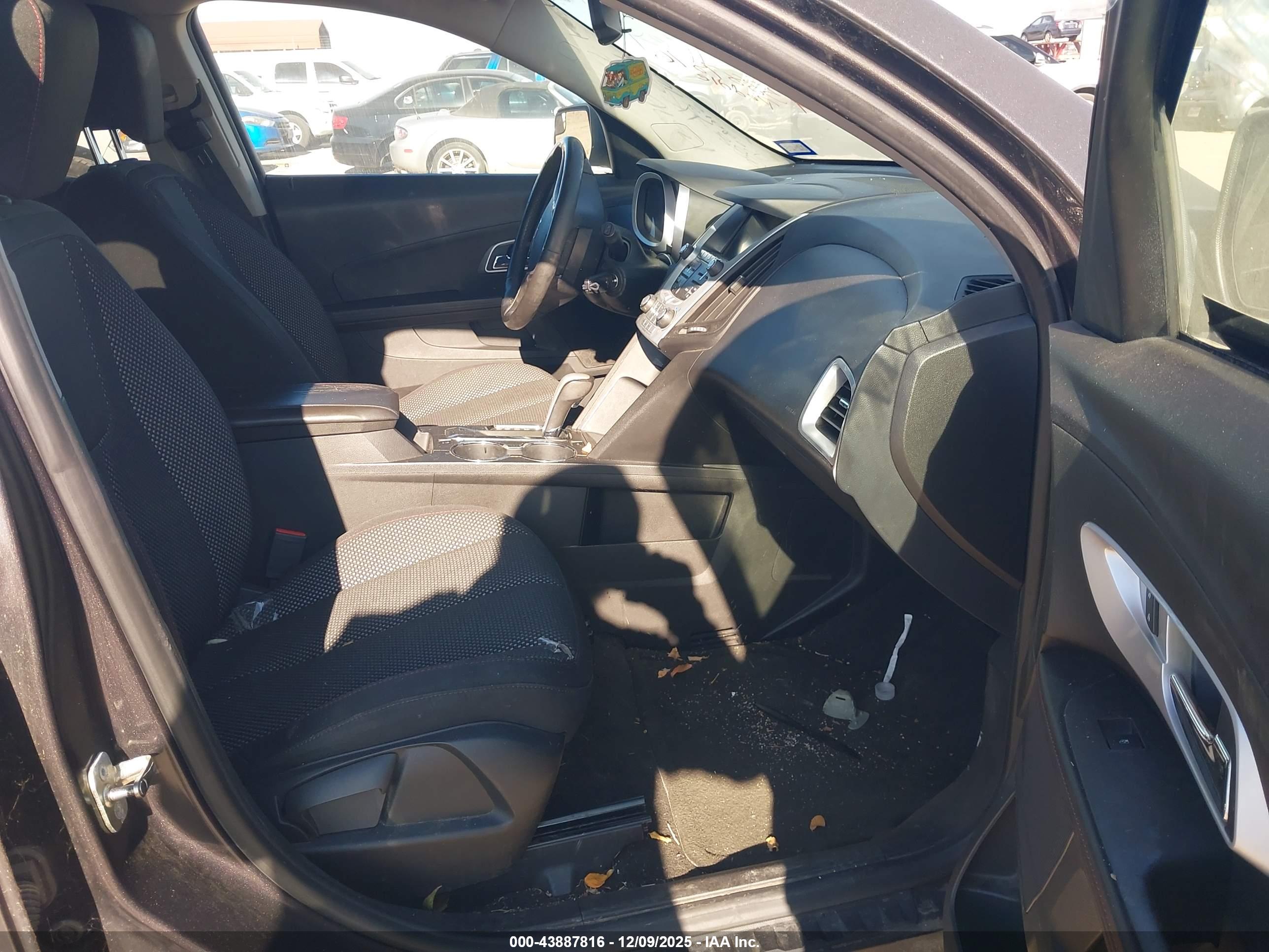 CHEVROLET EQUINOX image 5