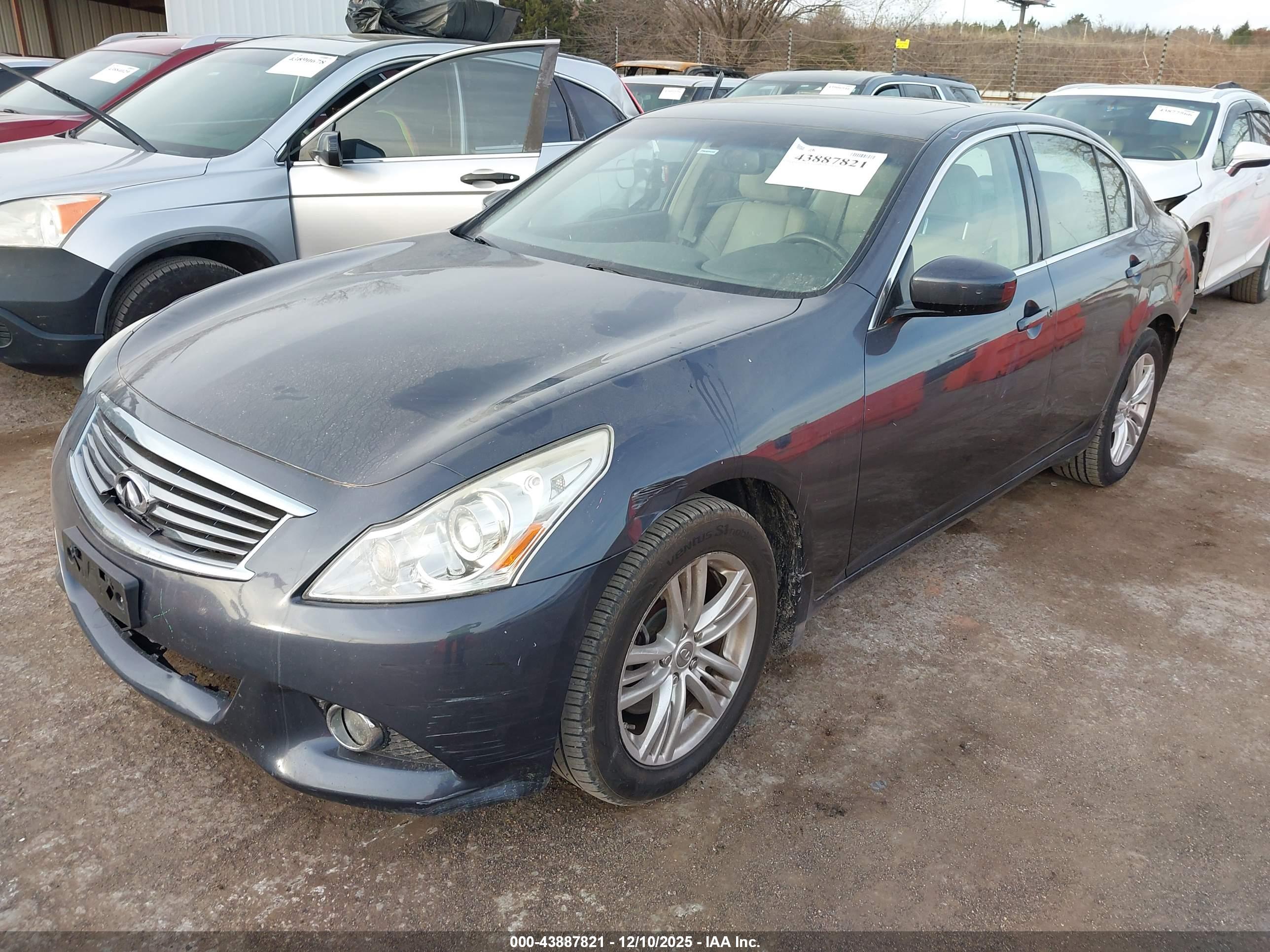 INFINITI G25X image 2