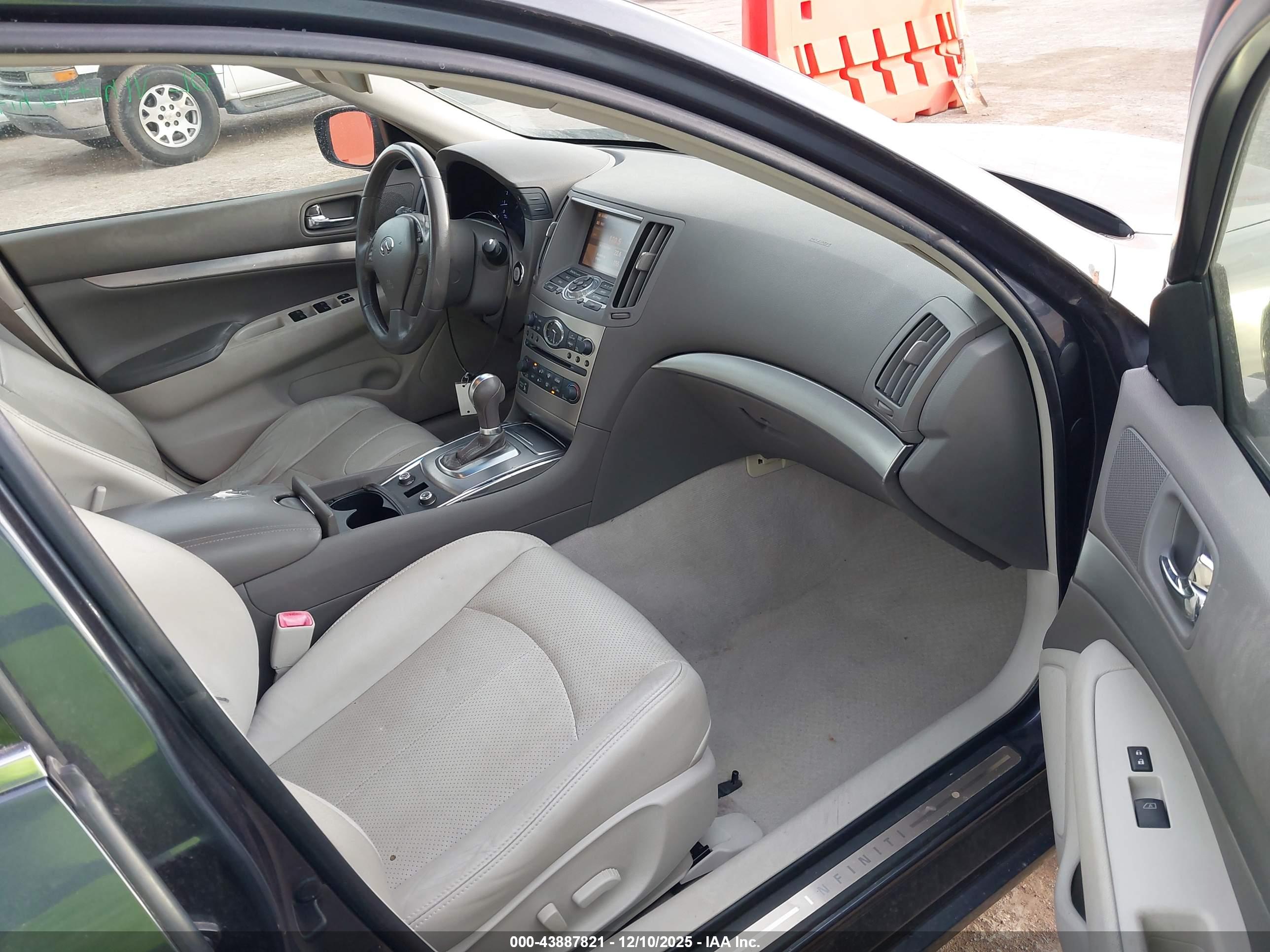 INFINITI G25X image 5