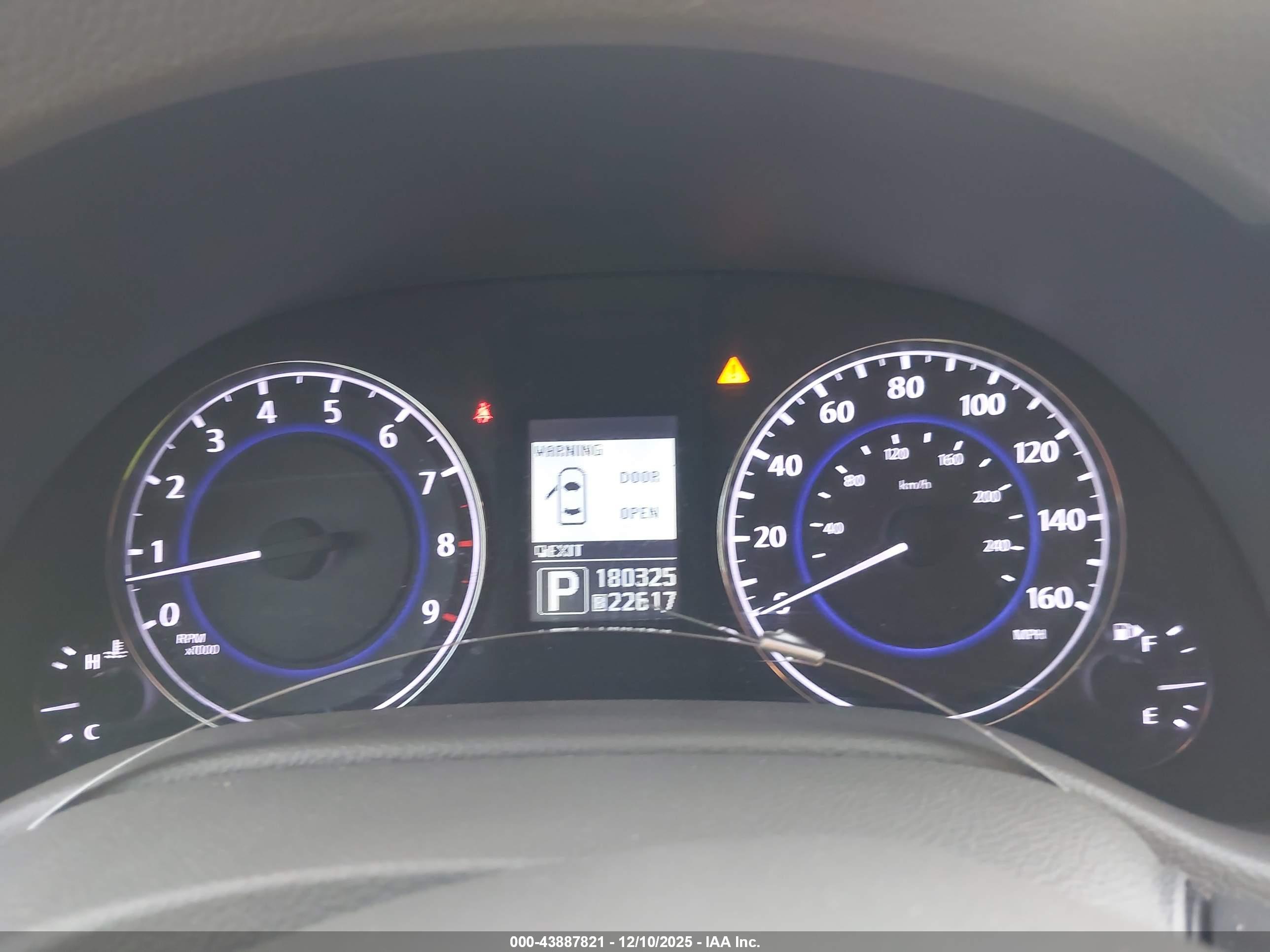 INFINITI G25X image 7