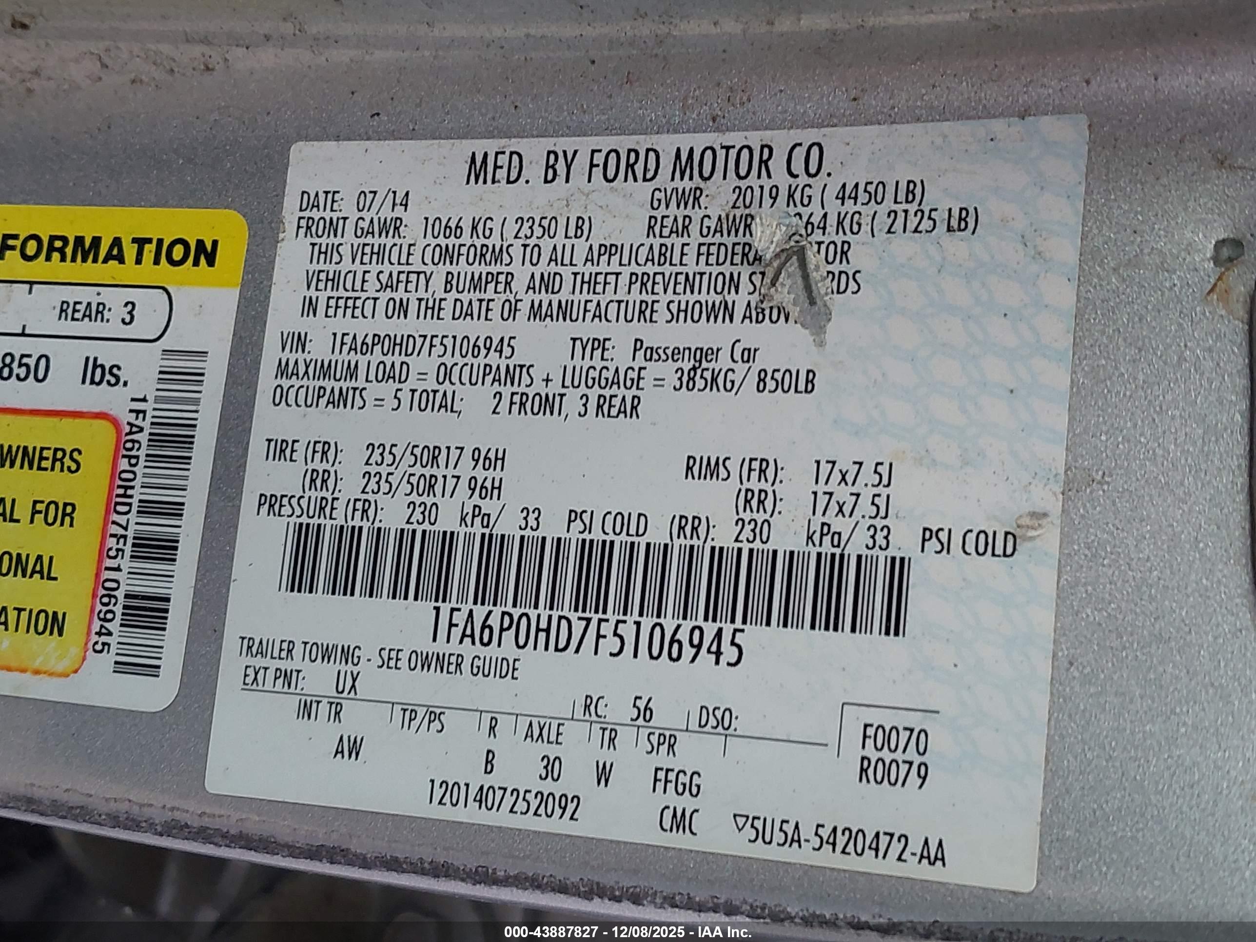 FORD FUSION image 9