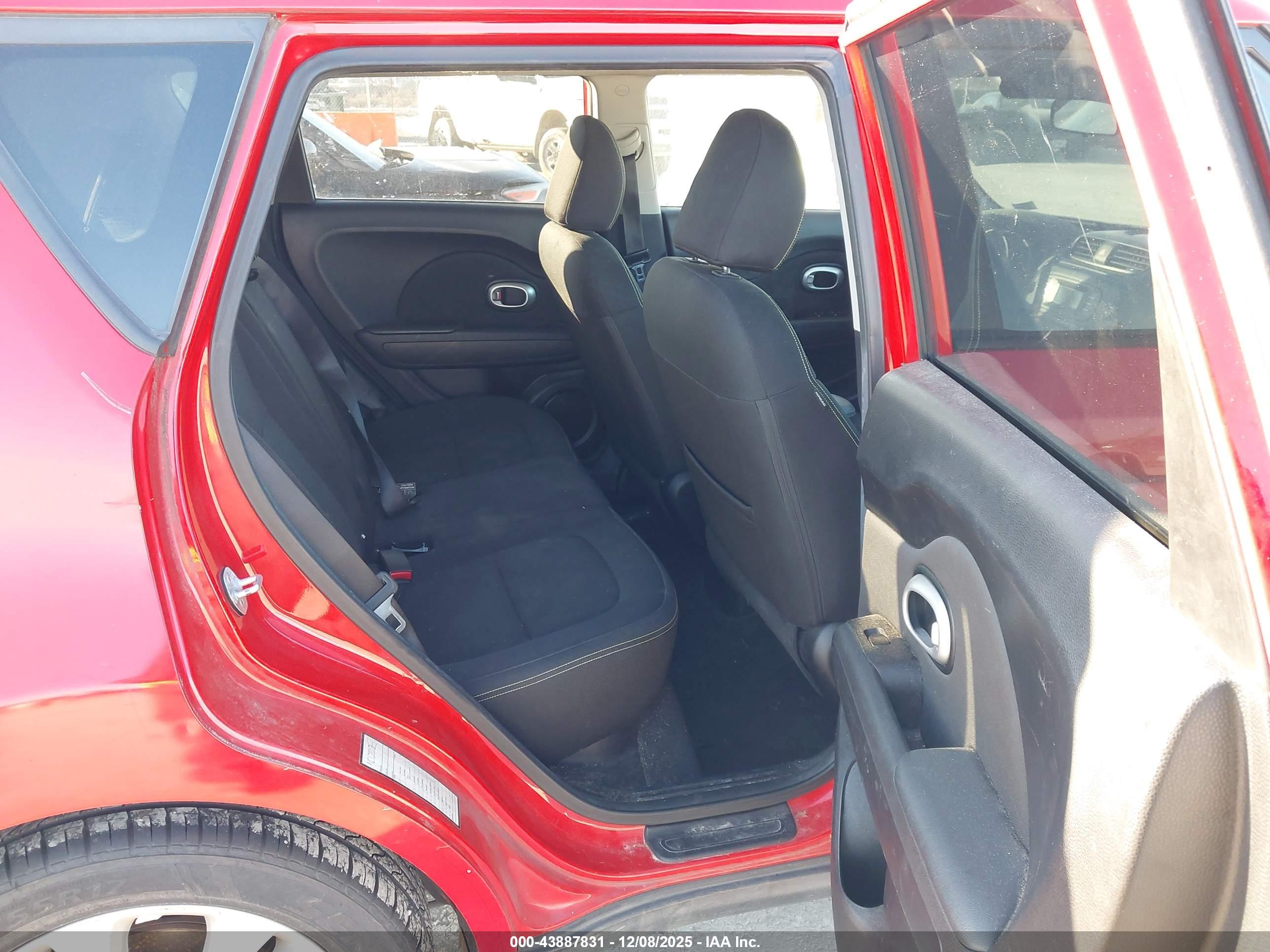 KIA SOUL image 8