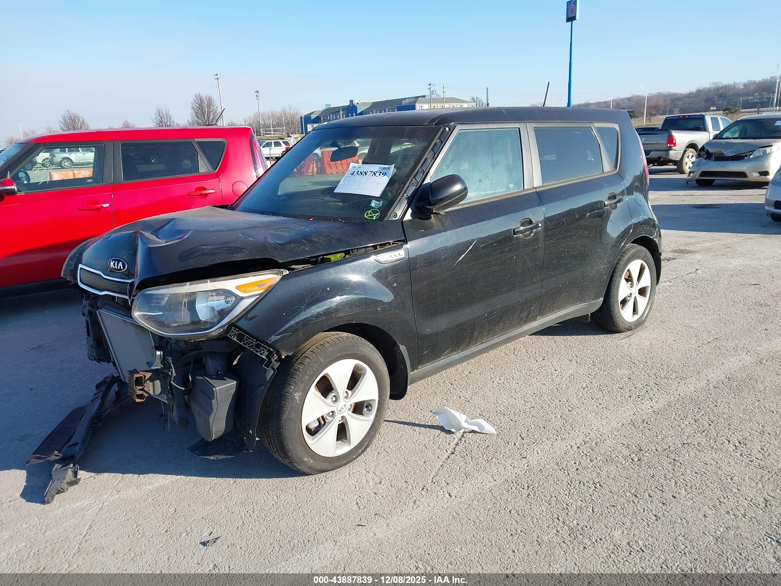 KIA SOUL image 2