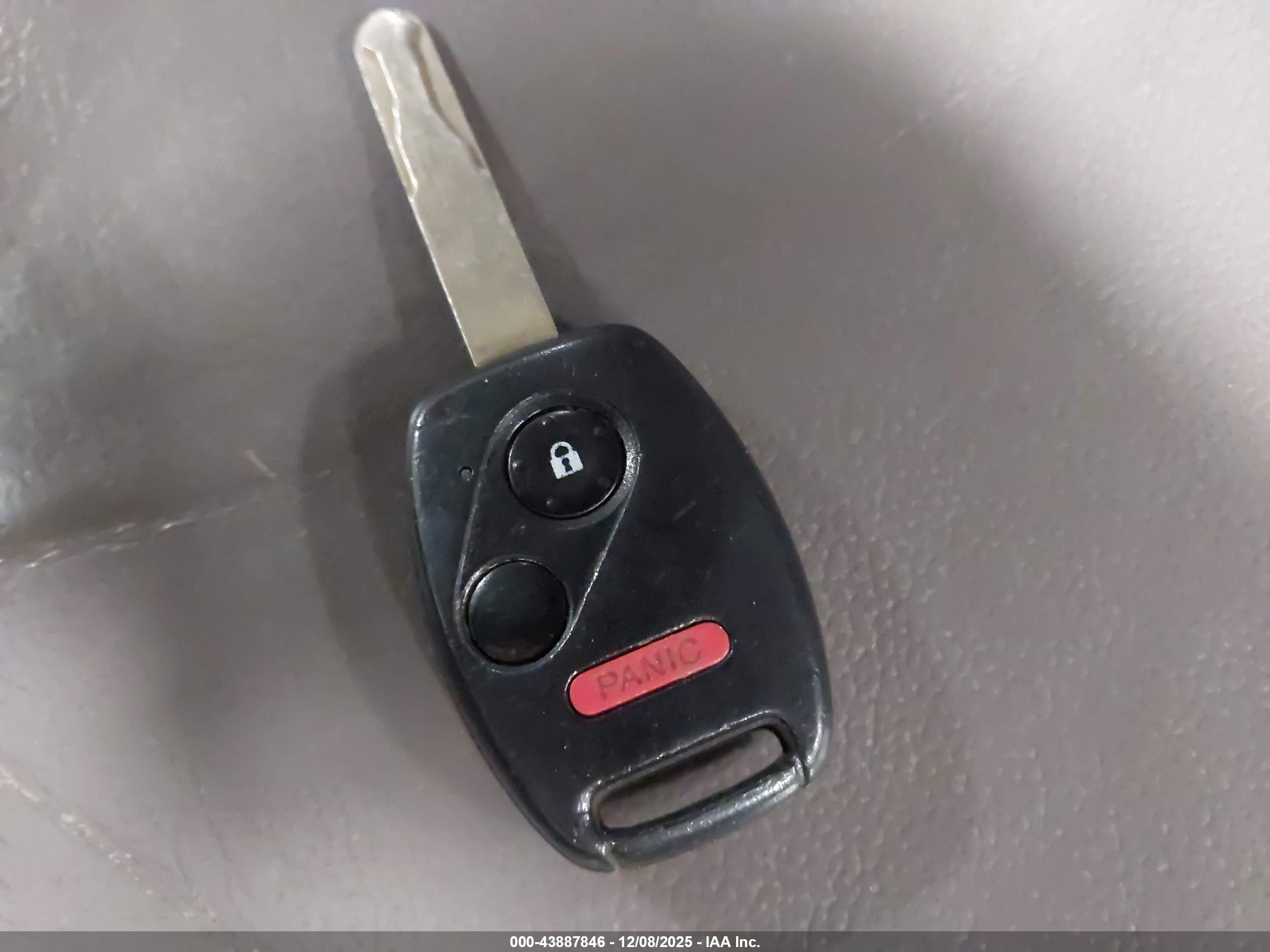 HONDA CR-V image 11