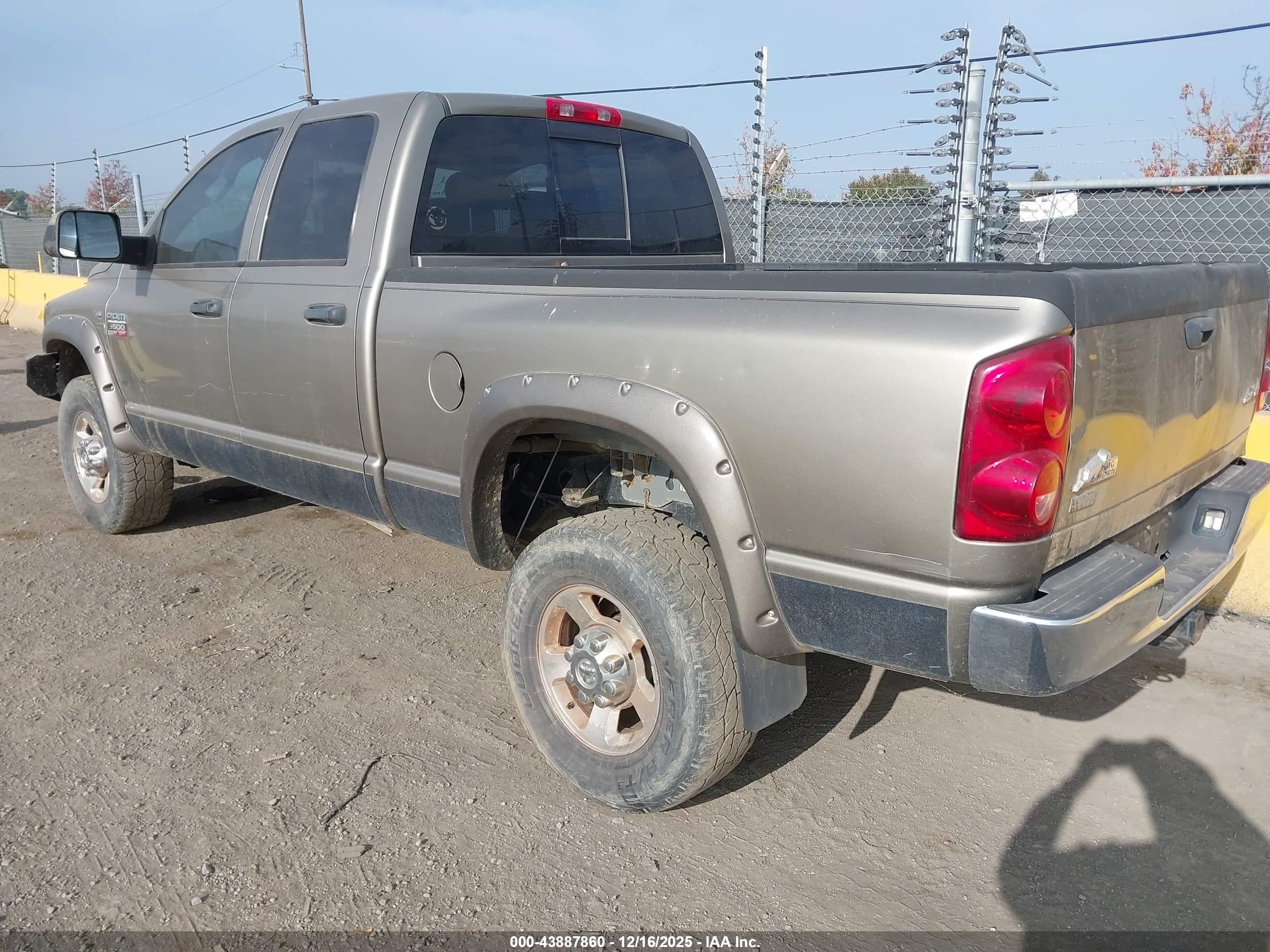 DODGE RAM image 3