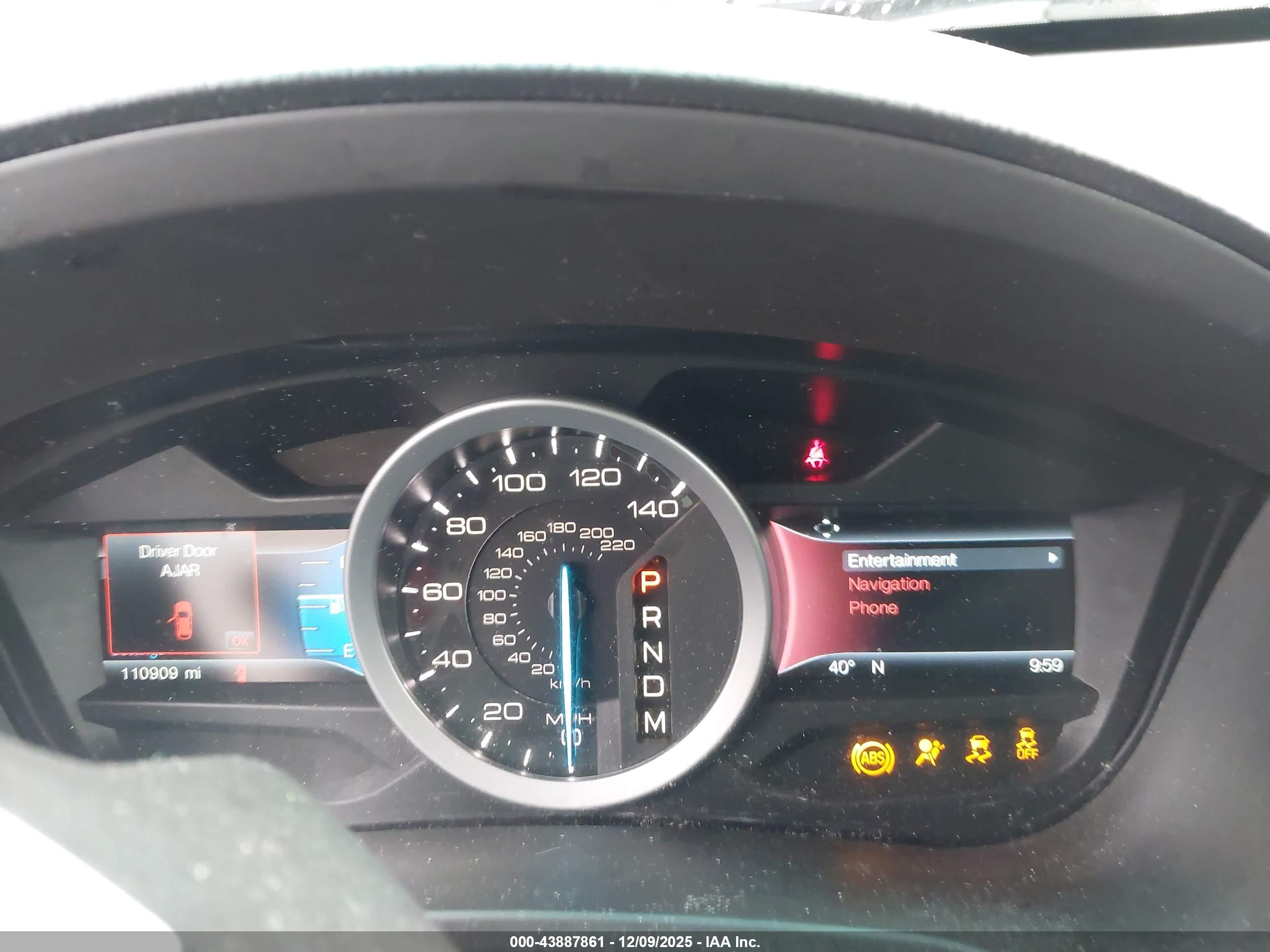 FORD EXPLORER image 7