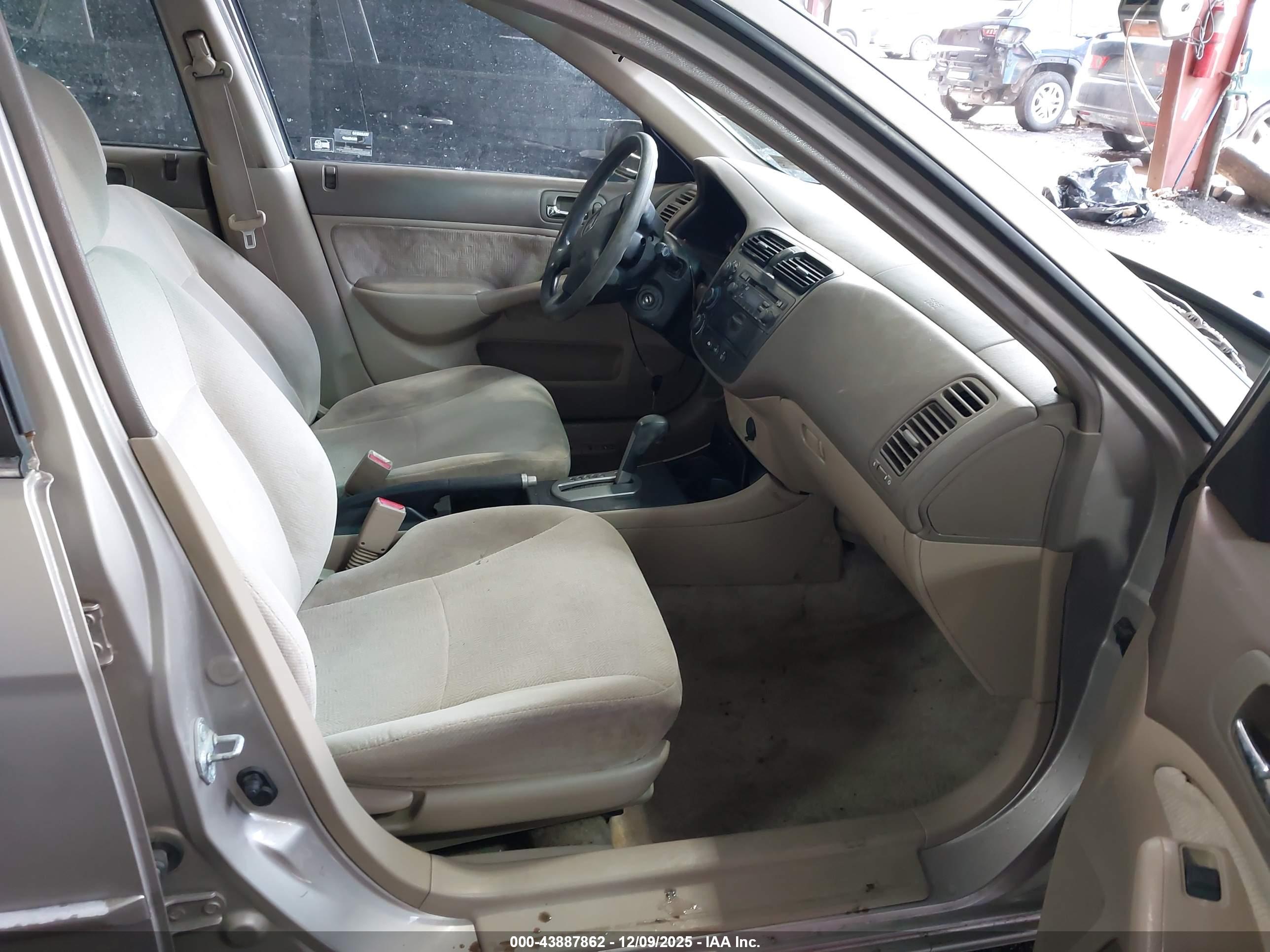 HONDA CIVIC image 5