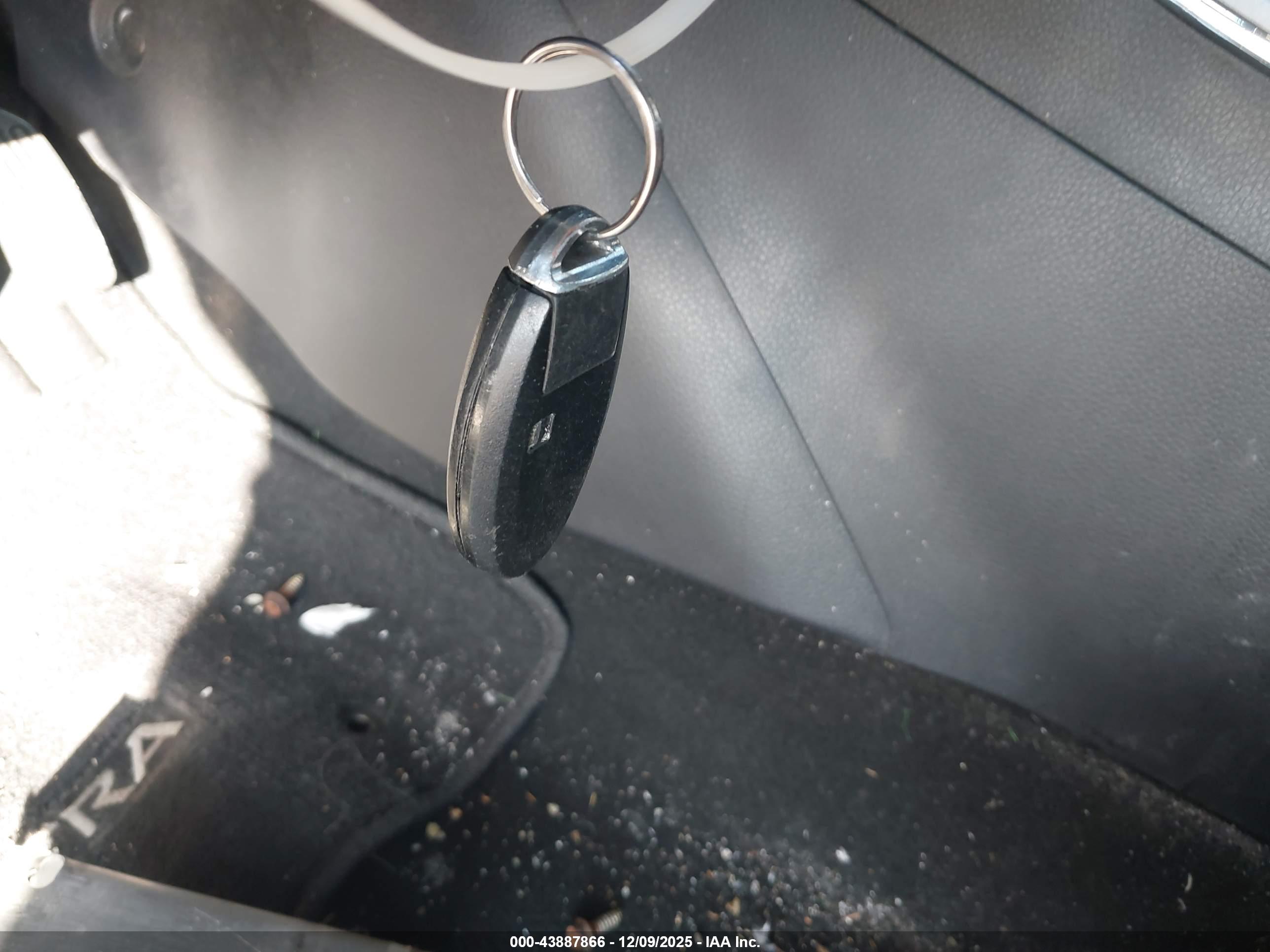 NISSAN SENTRA image 11