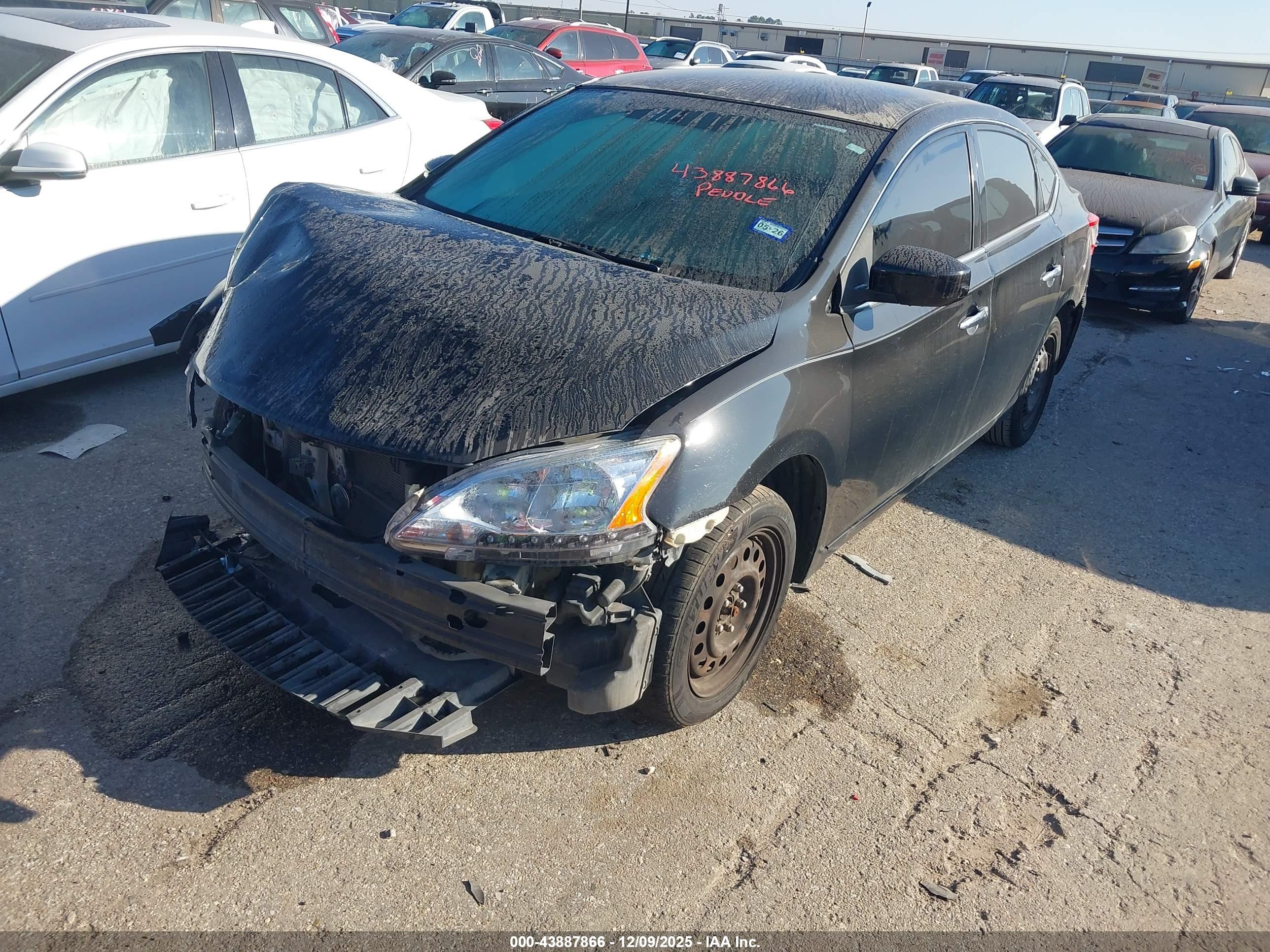 NISSAN SENTRA image 2