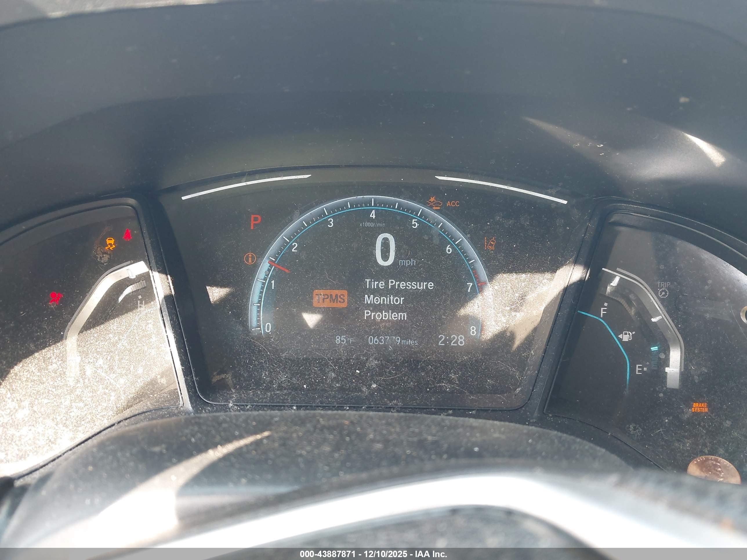 HONDA CIVIC image 7