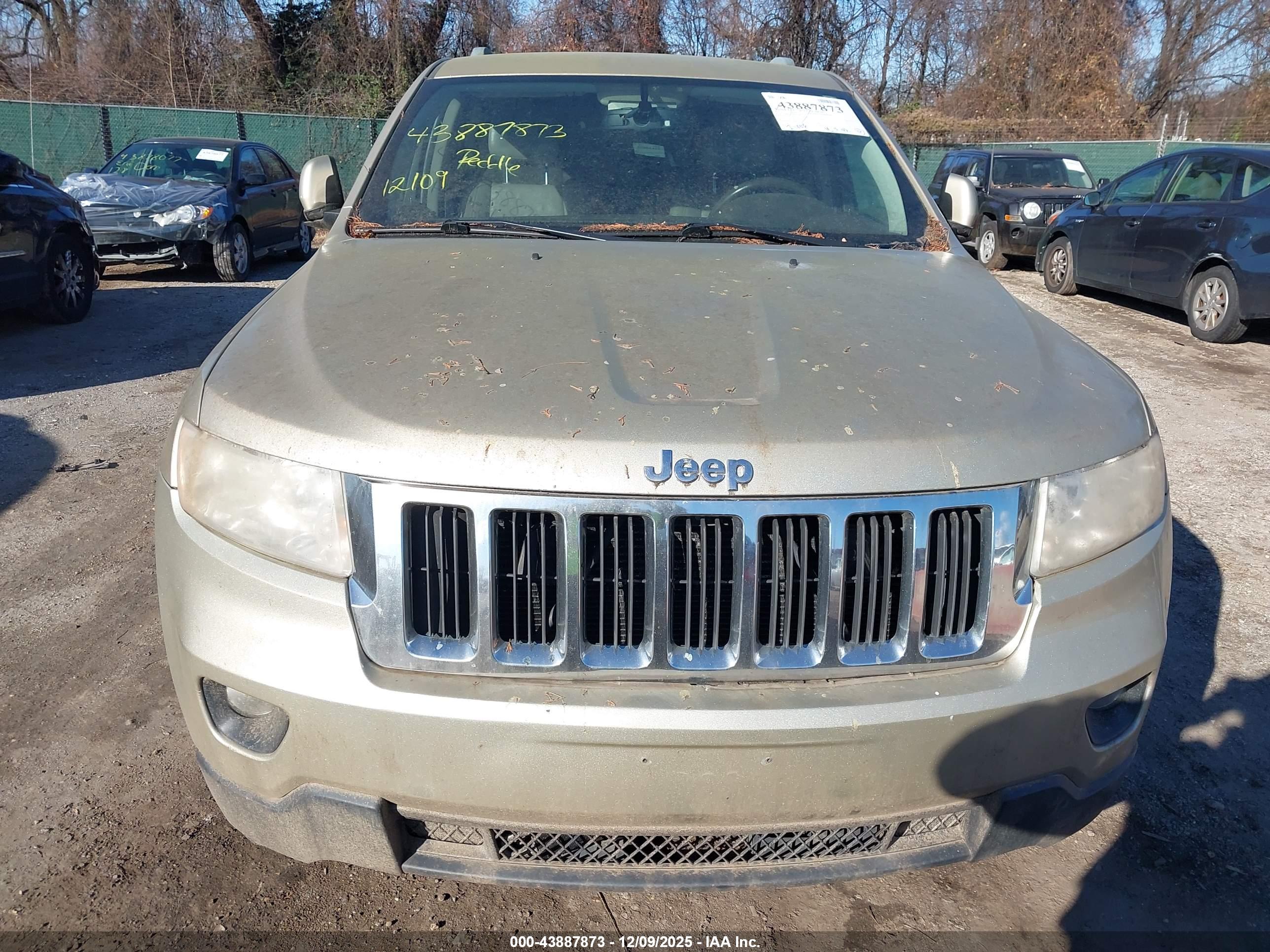 JEEP GRAND image 6