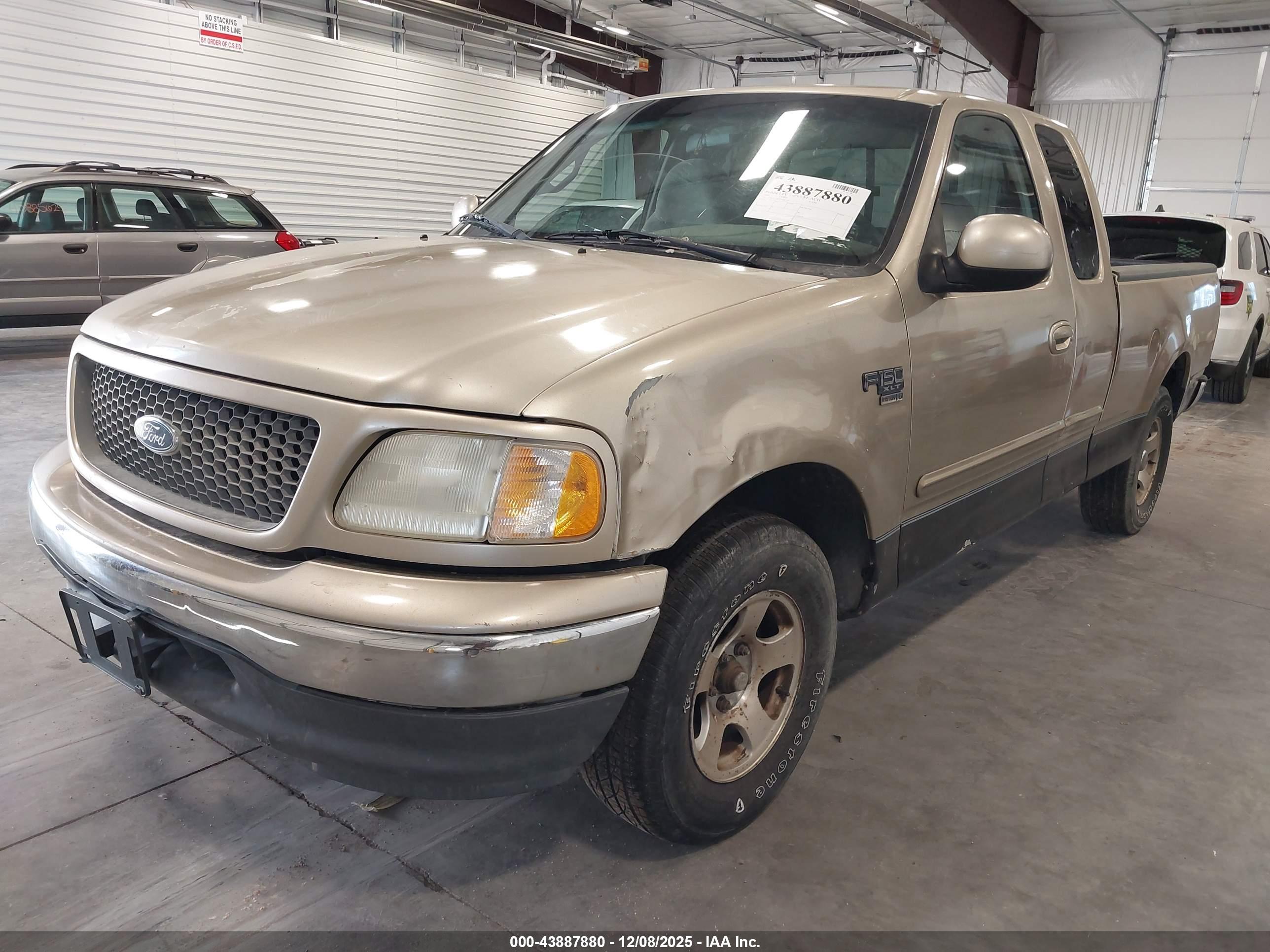 FORD F-150 image 2