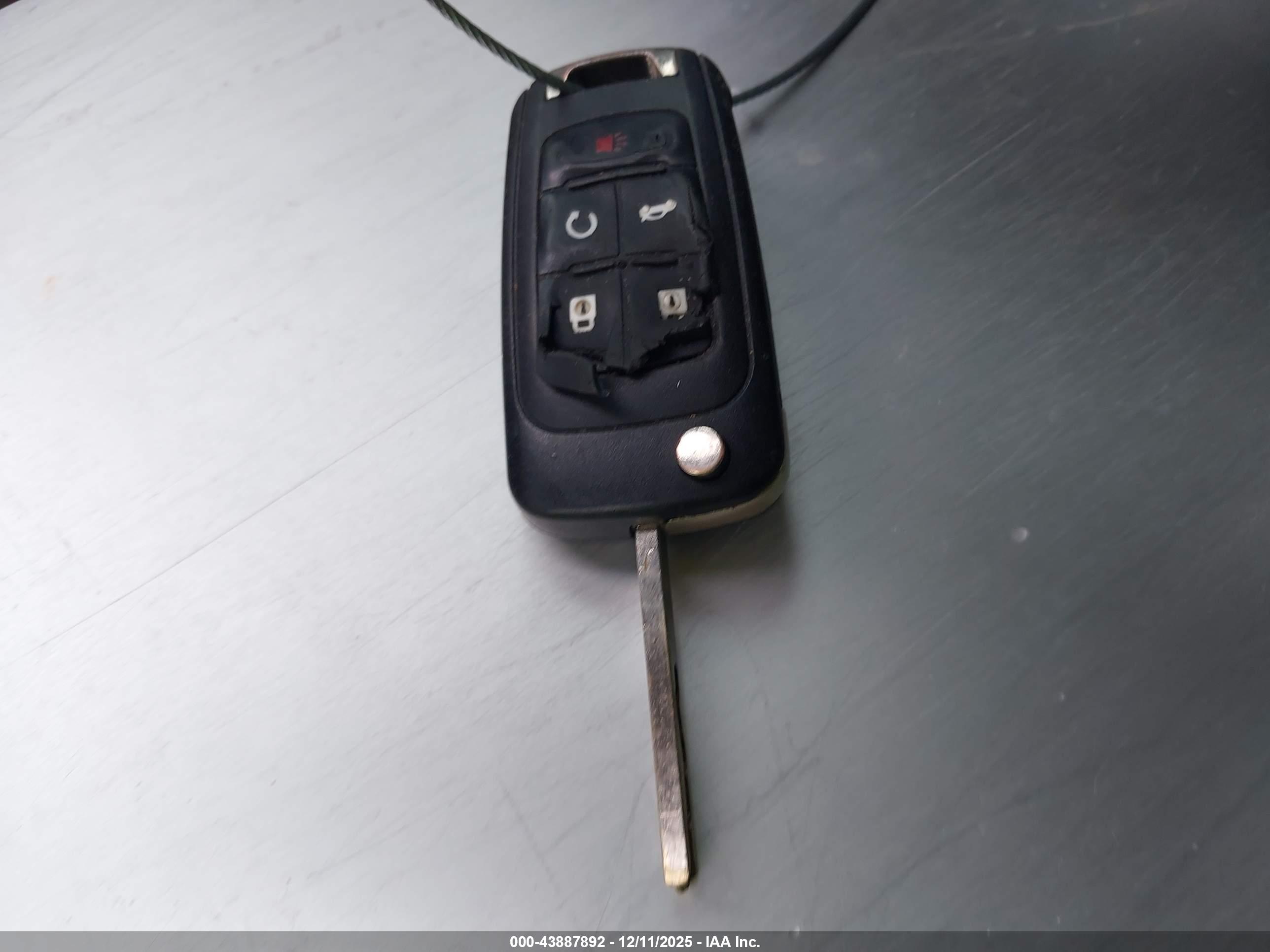 GMC TERRAIN image 11