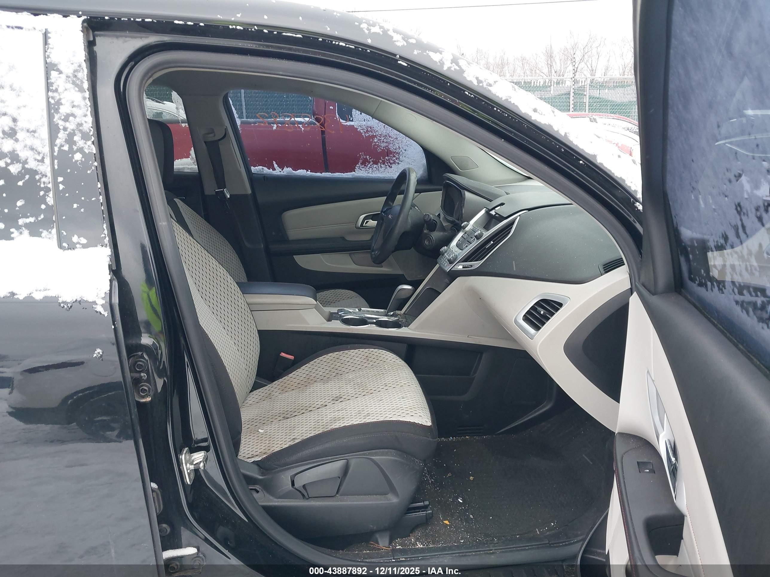 GMC TERRAIN image 5