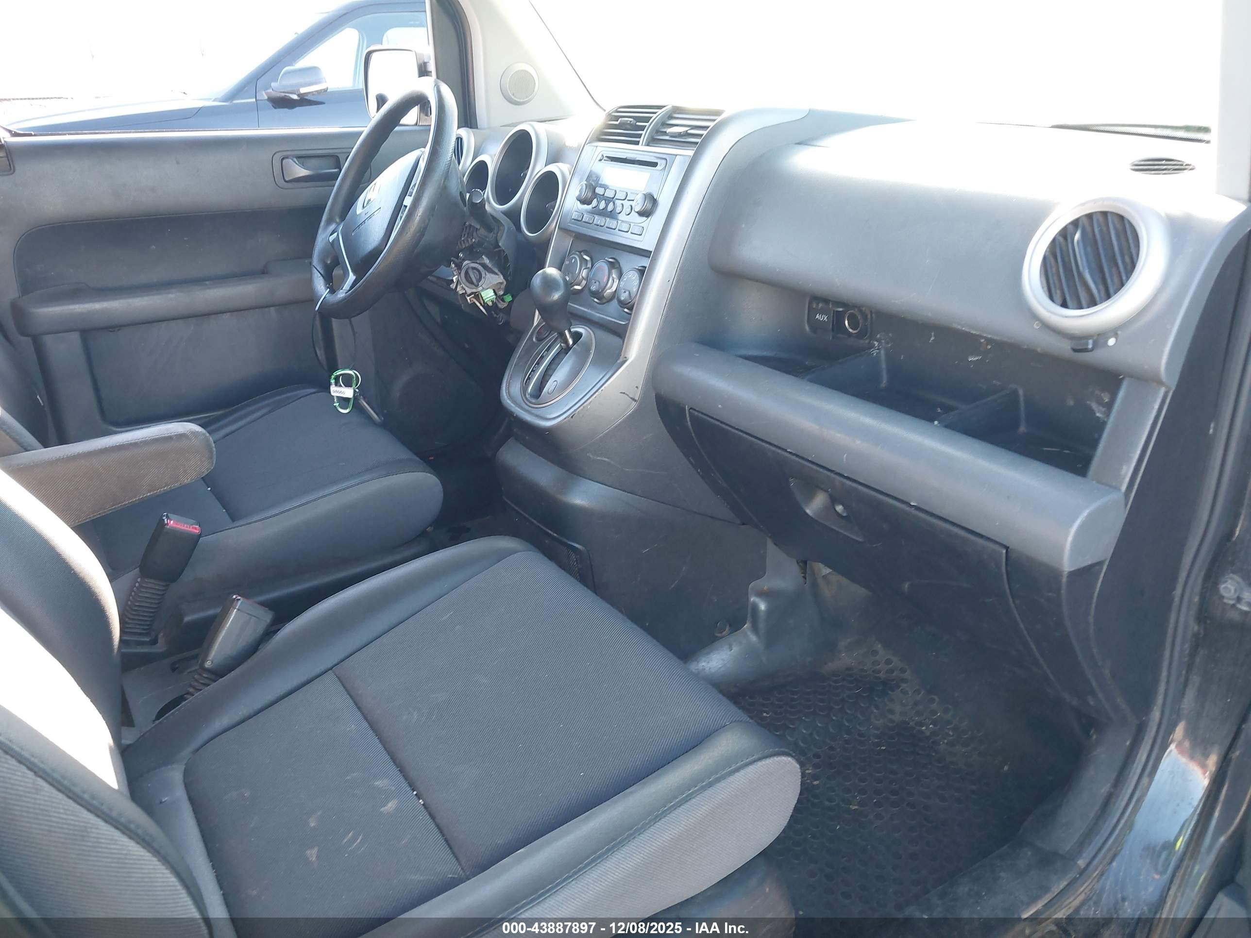 HONDA ELEMENT image 5