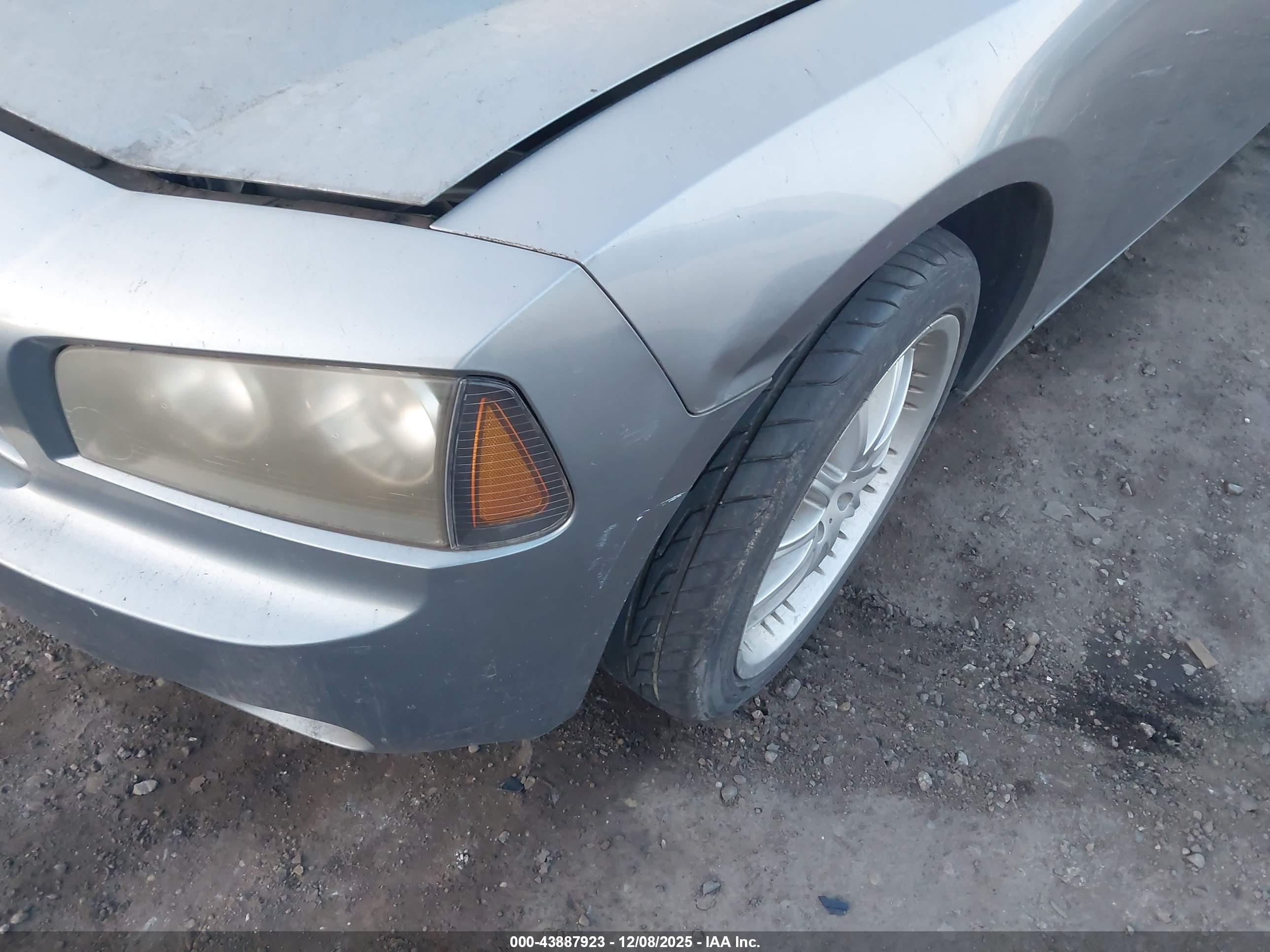 DODGE CHARGER image 6