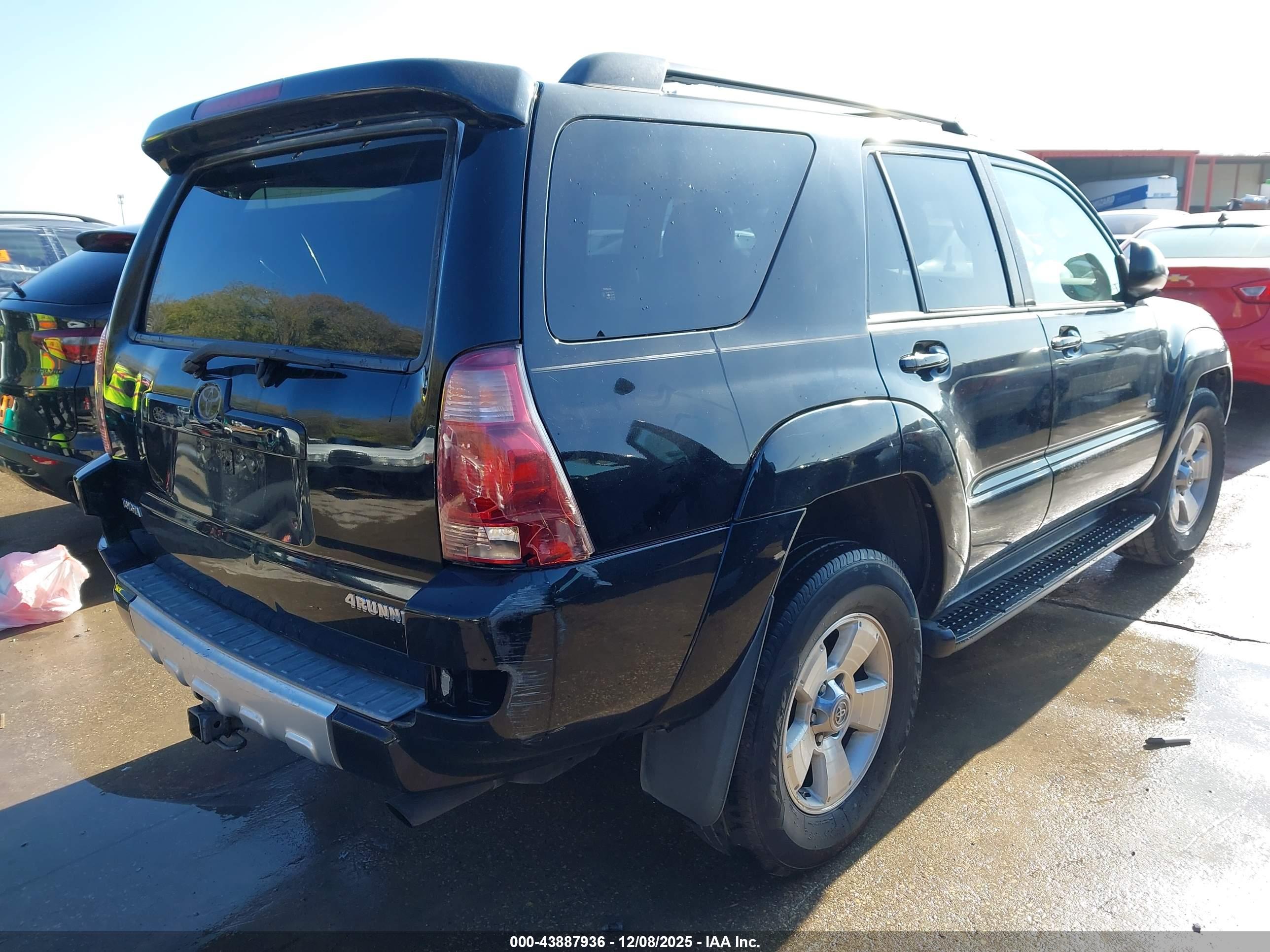 TOYOTA 4RUNNER image 4