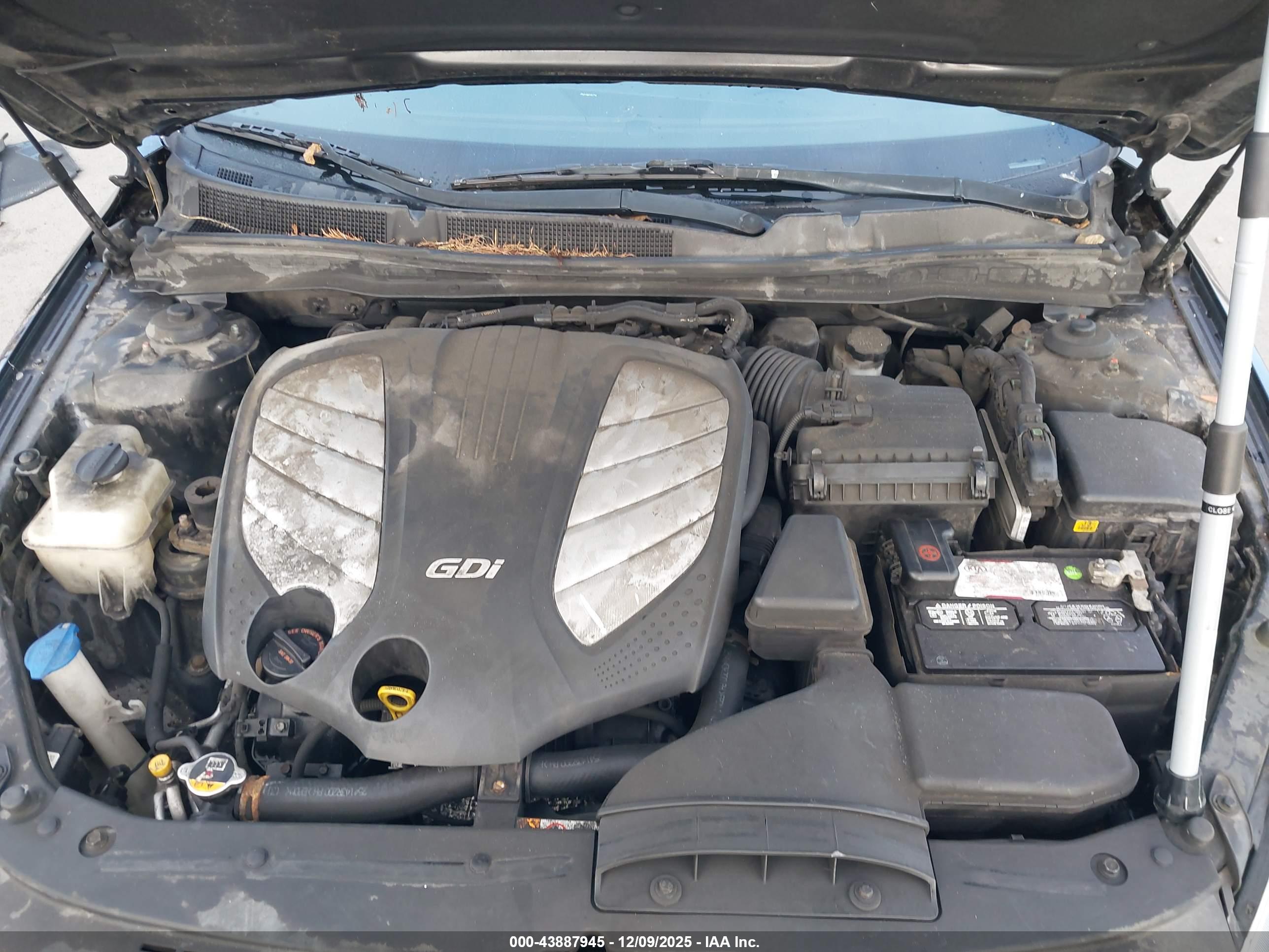 KIA CADENZA image 10