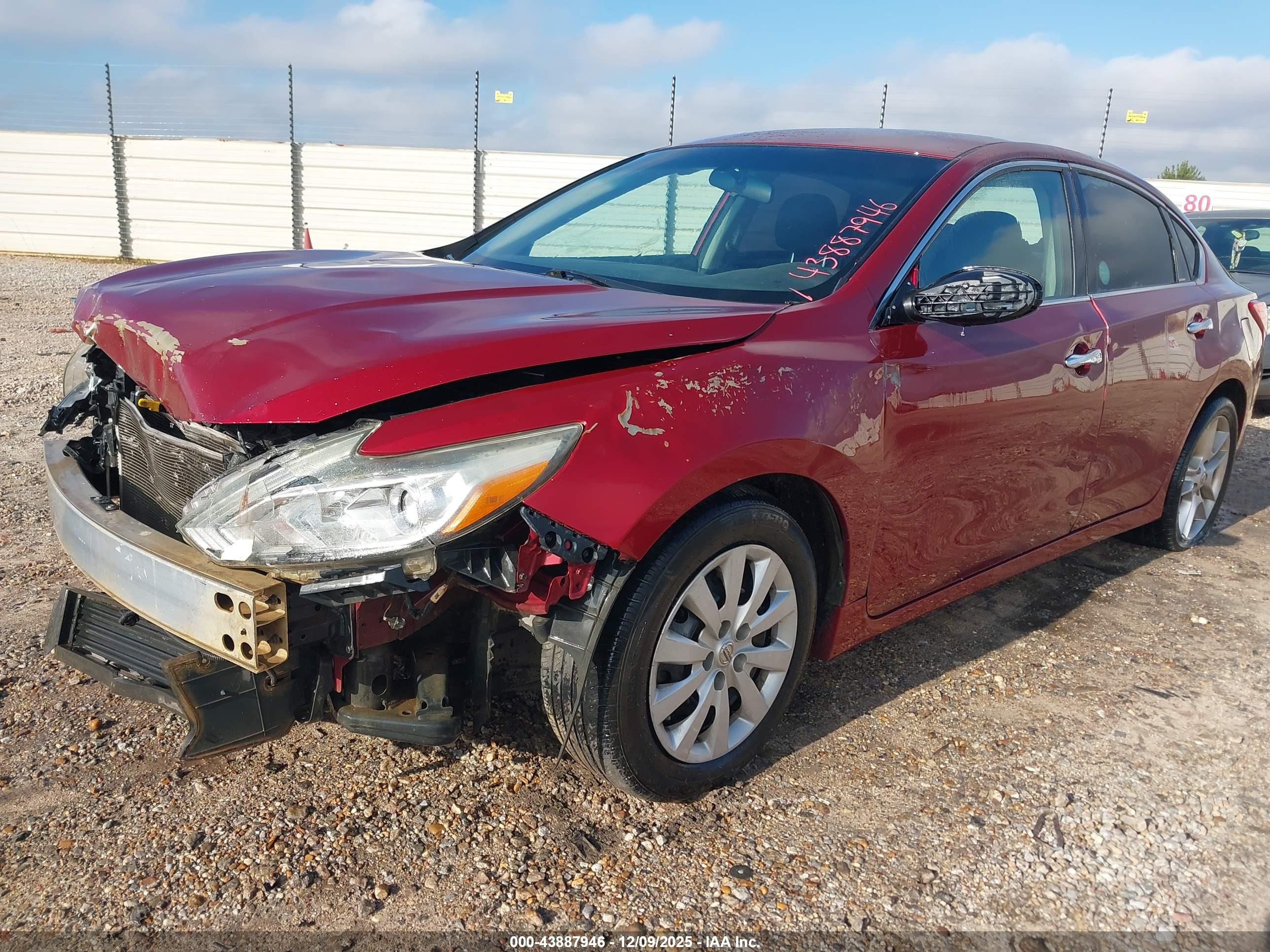 NISSAN ALTIMA image 2