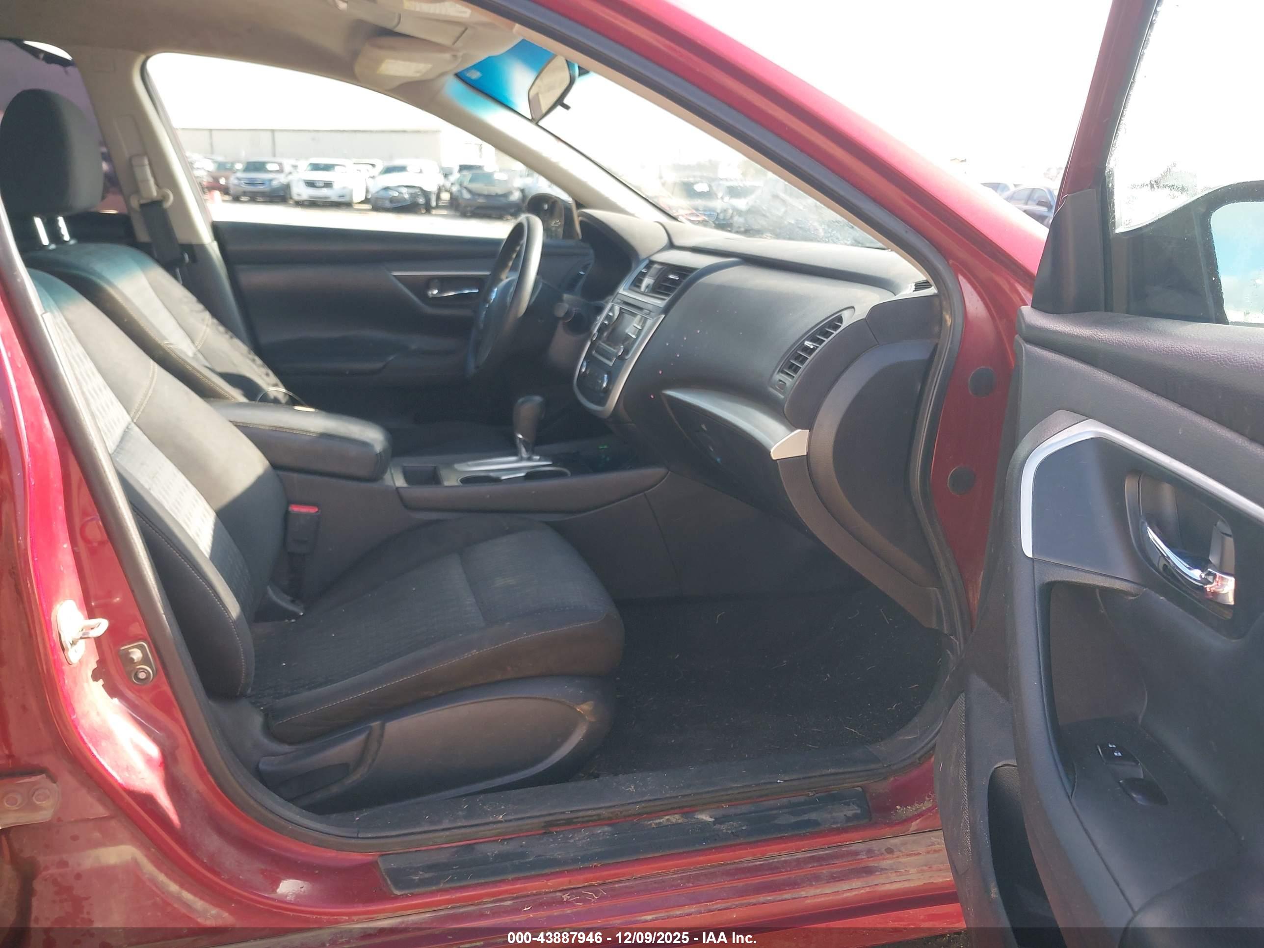 NISSAN ALTIMA image 5