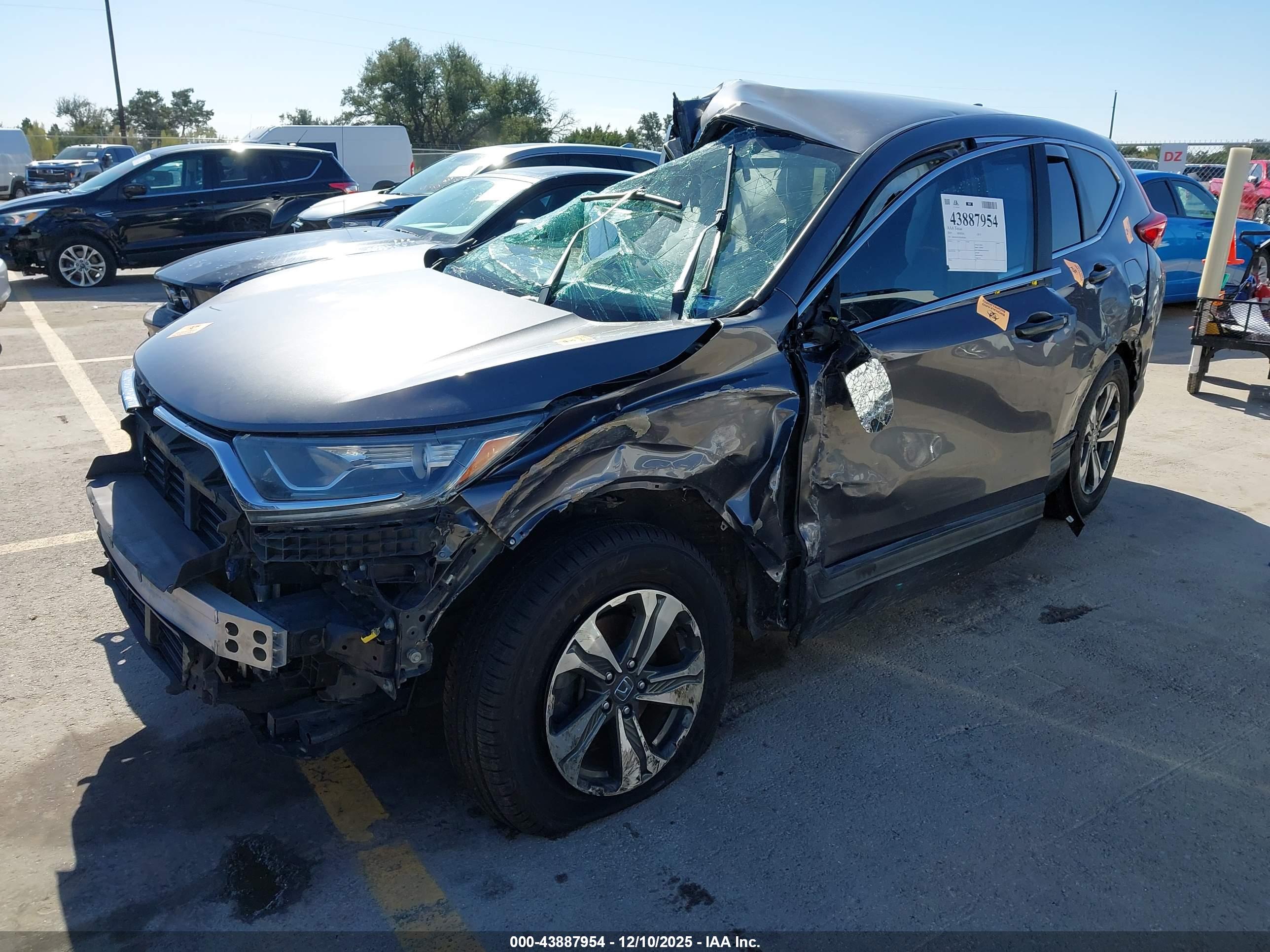 HONDA CR-V image 2