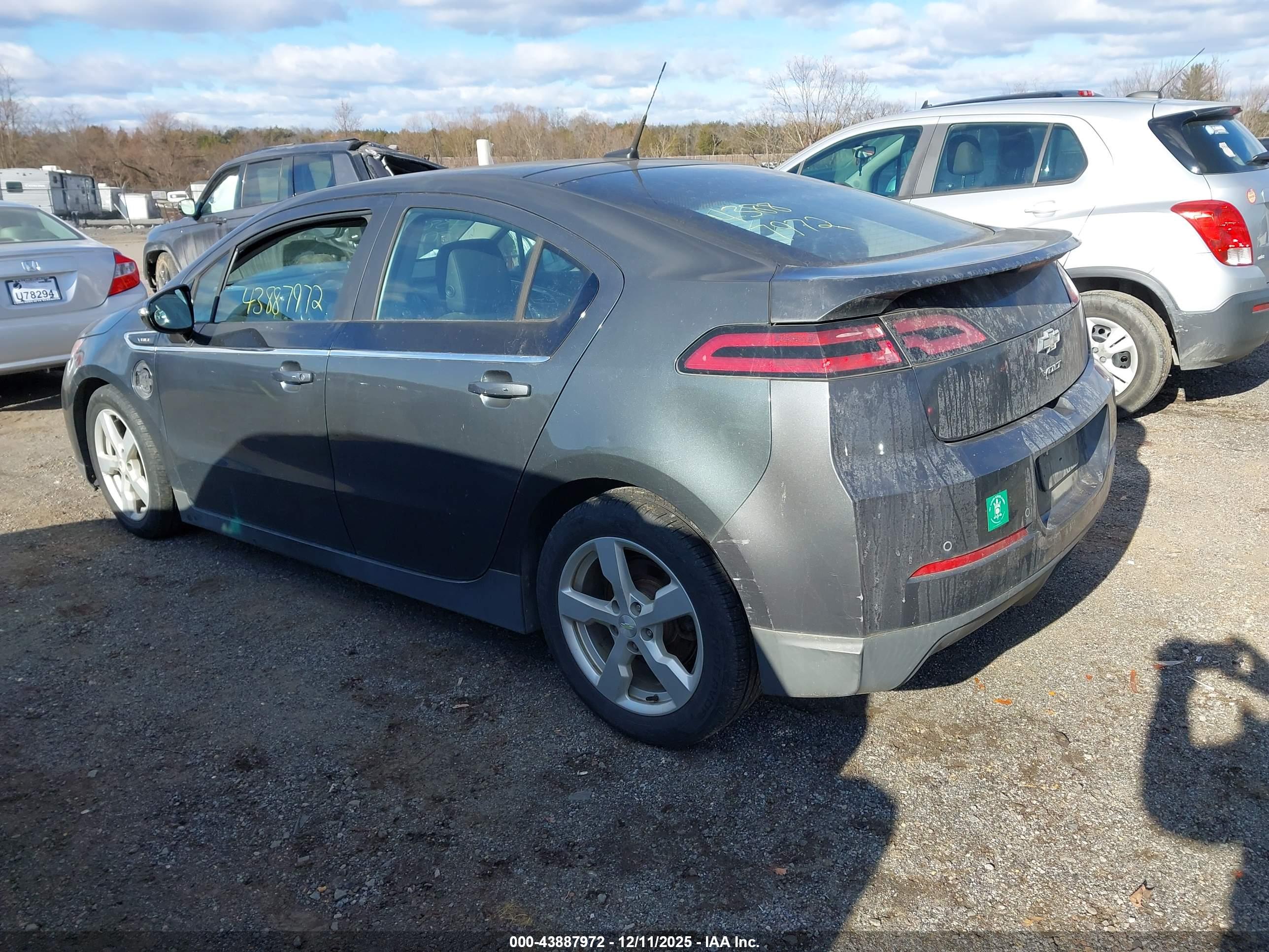 CHEVROLET VOLT image 3
