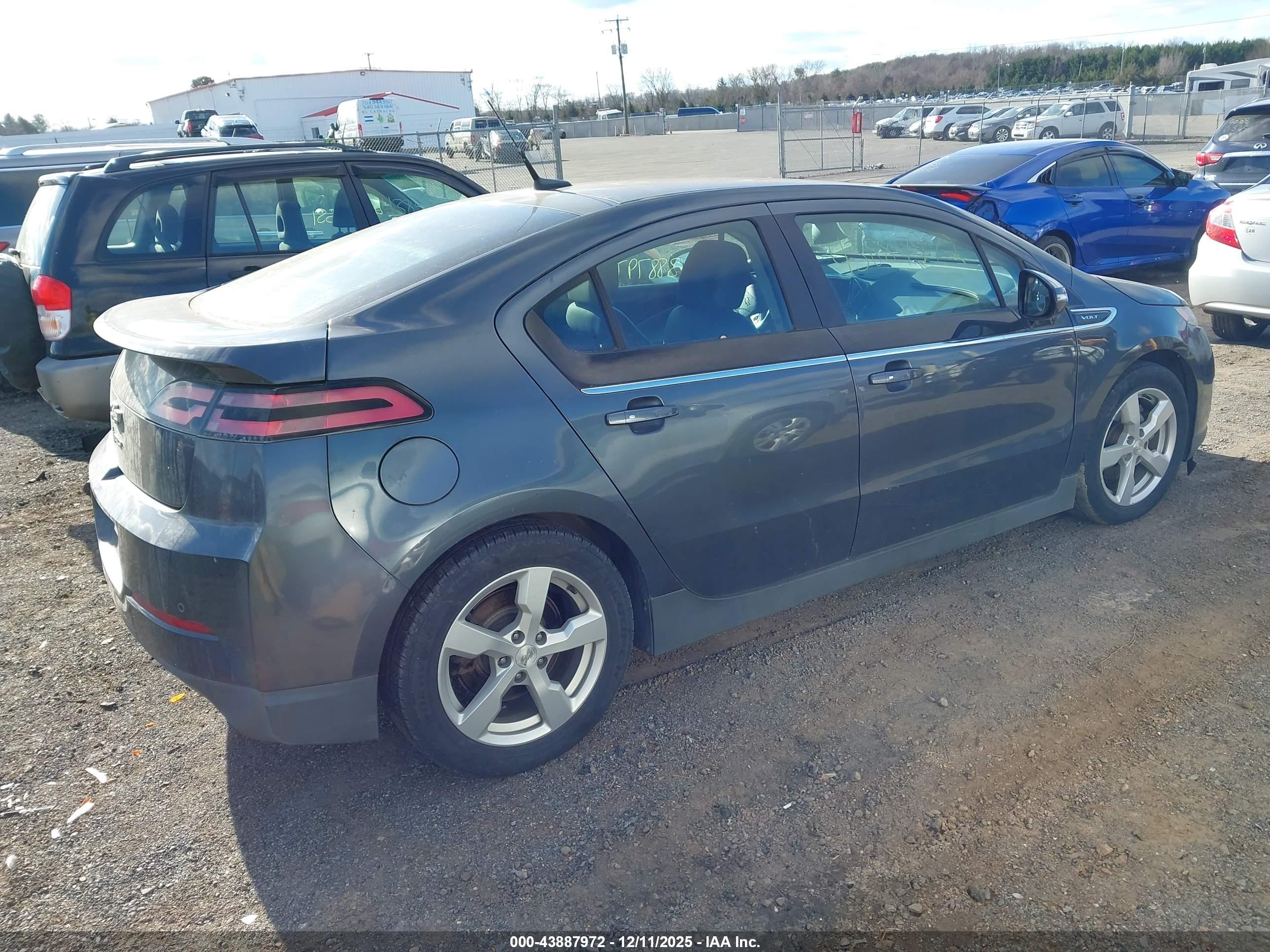 CHEVROLET VOLT image 4