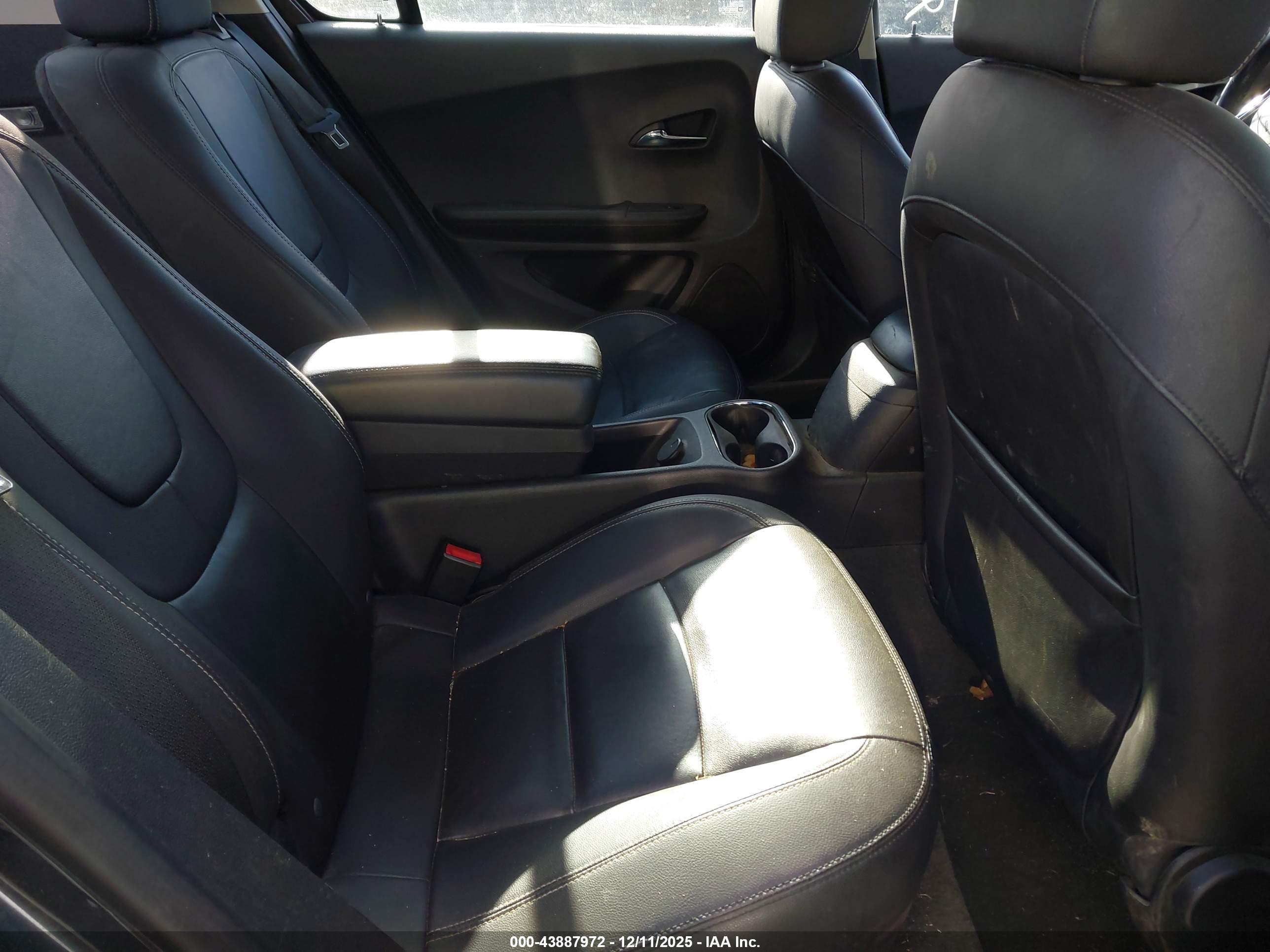 CHEVROLET VOLT image 8