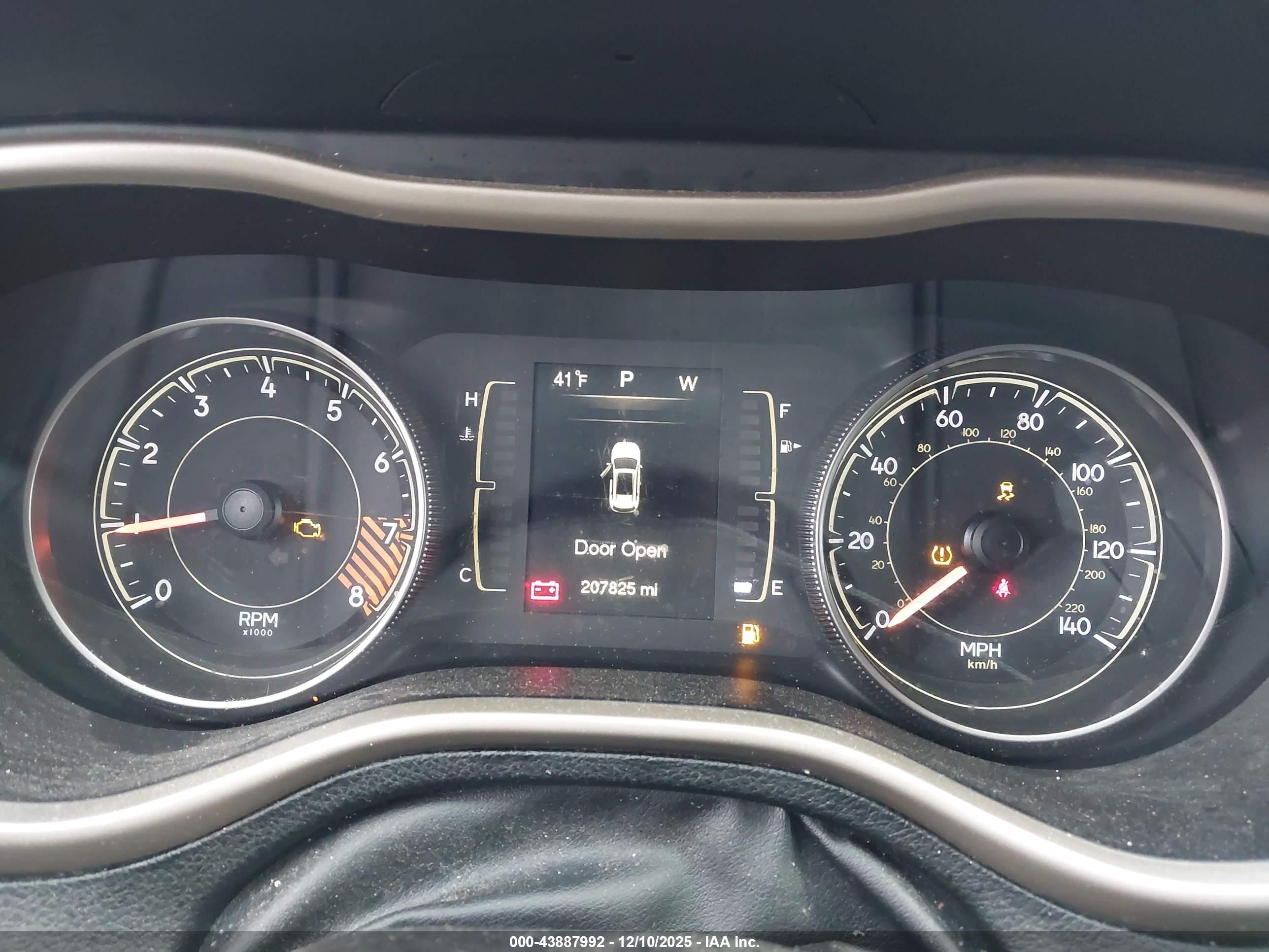 JEEP CHEROKEE image 7