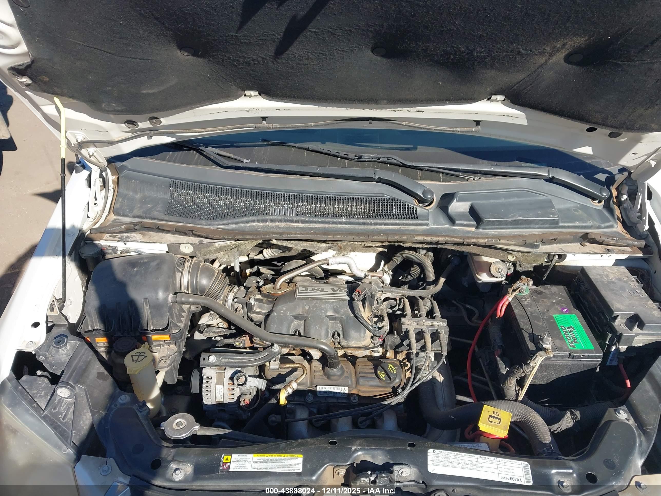 DODGE GRAND image 10