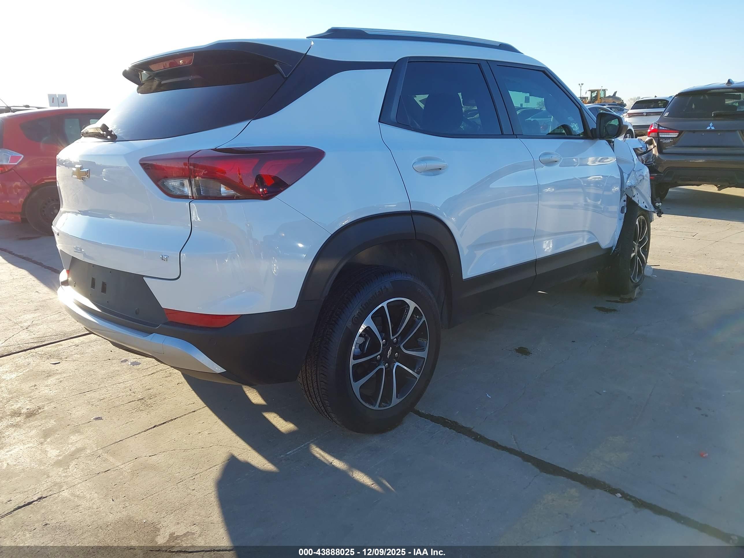CHEVROLET TRAILBLAZER image 4