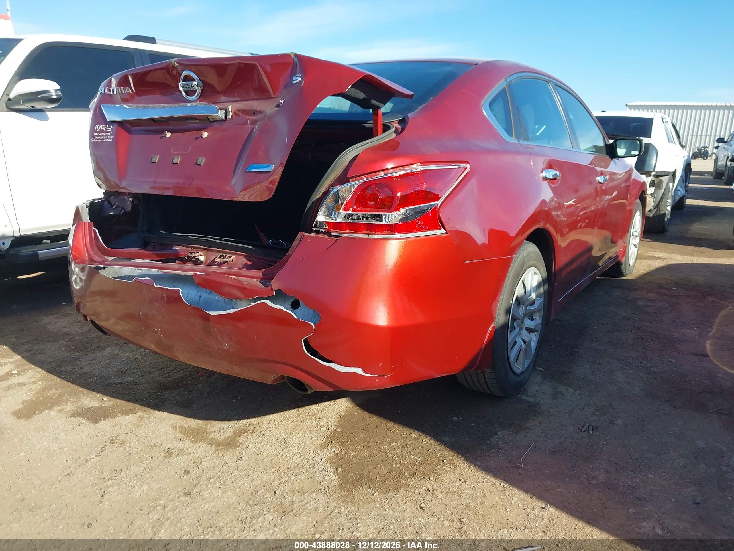NISSAN ALTIMA image 4