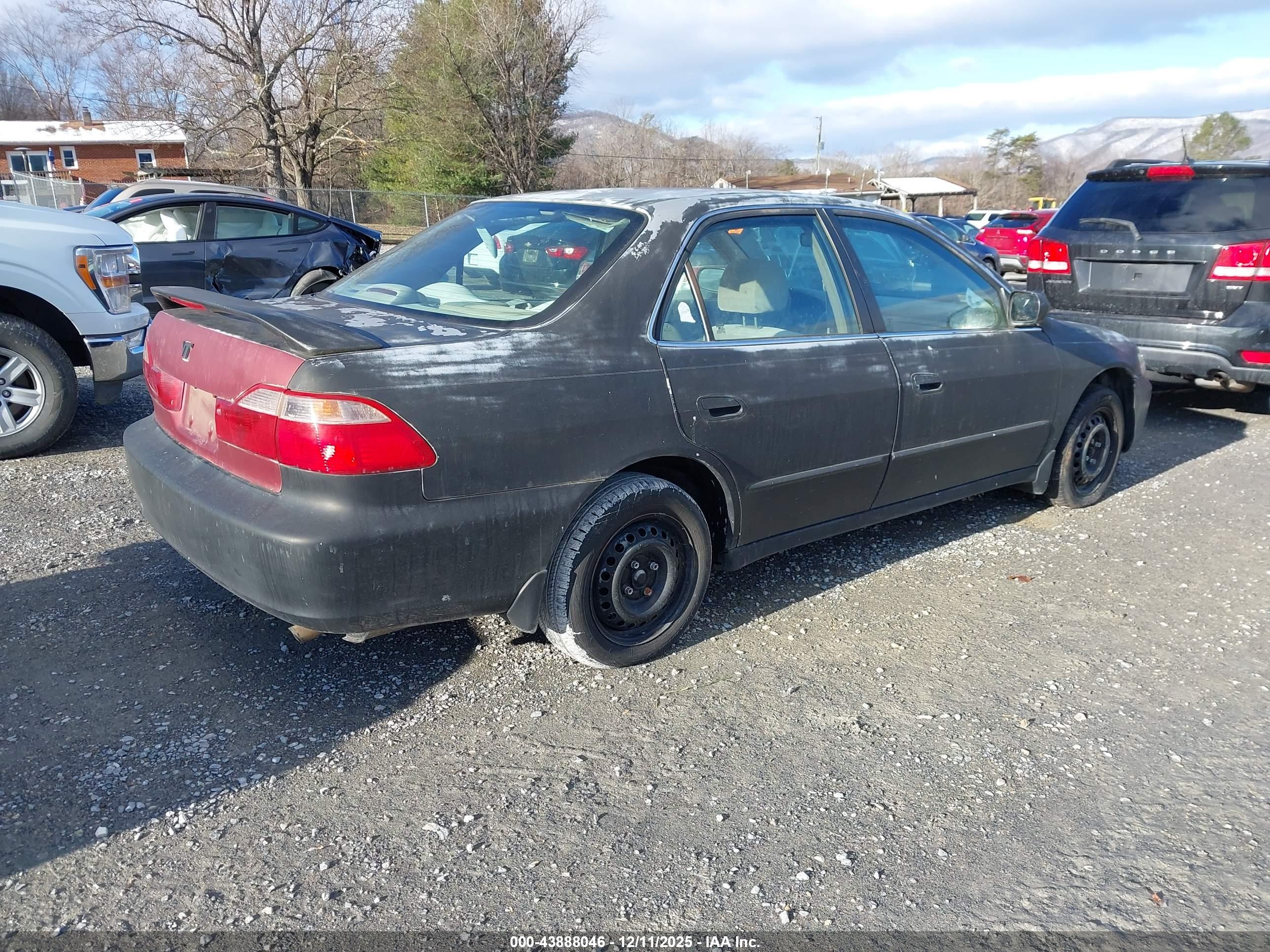 HONDA ACCORD image 4