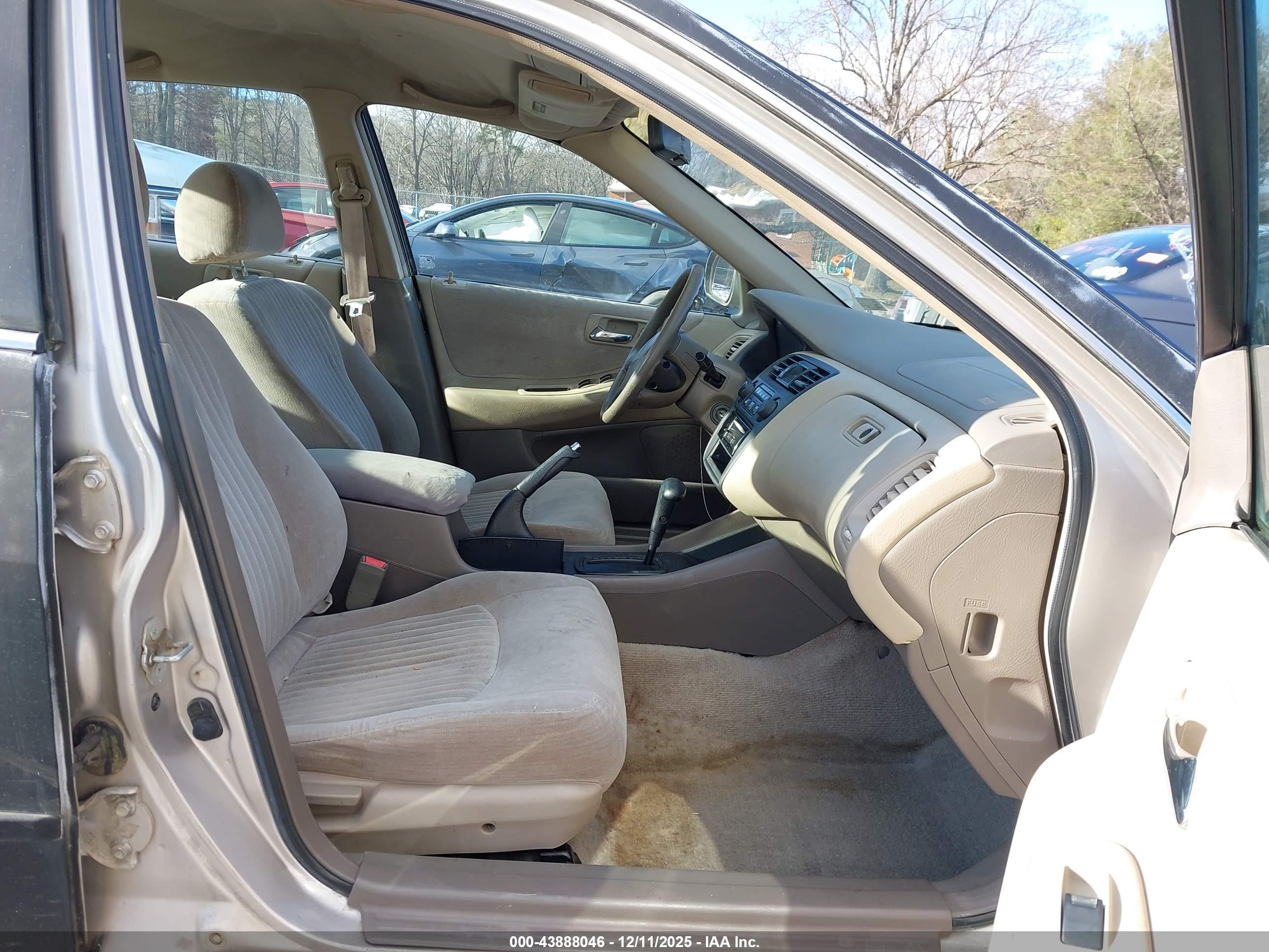 HONDA ACCORD image 5