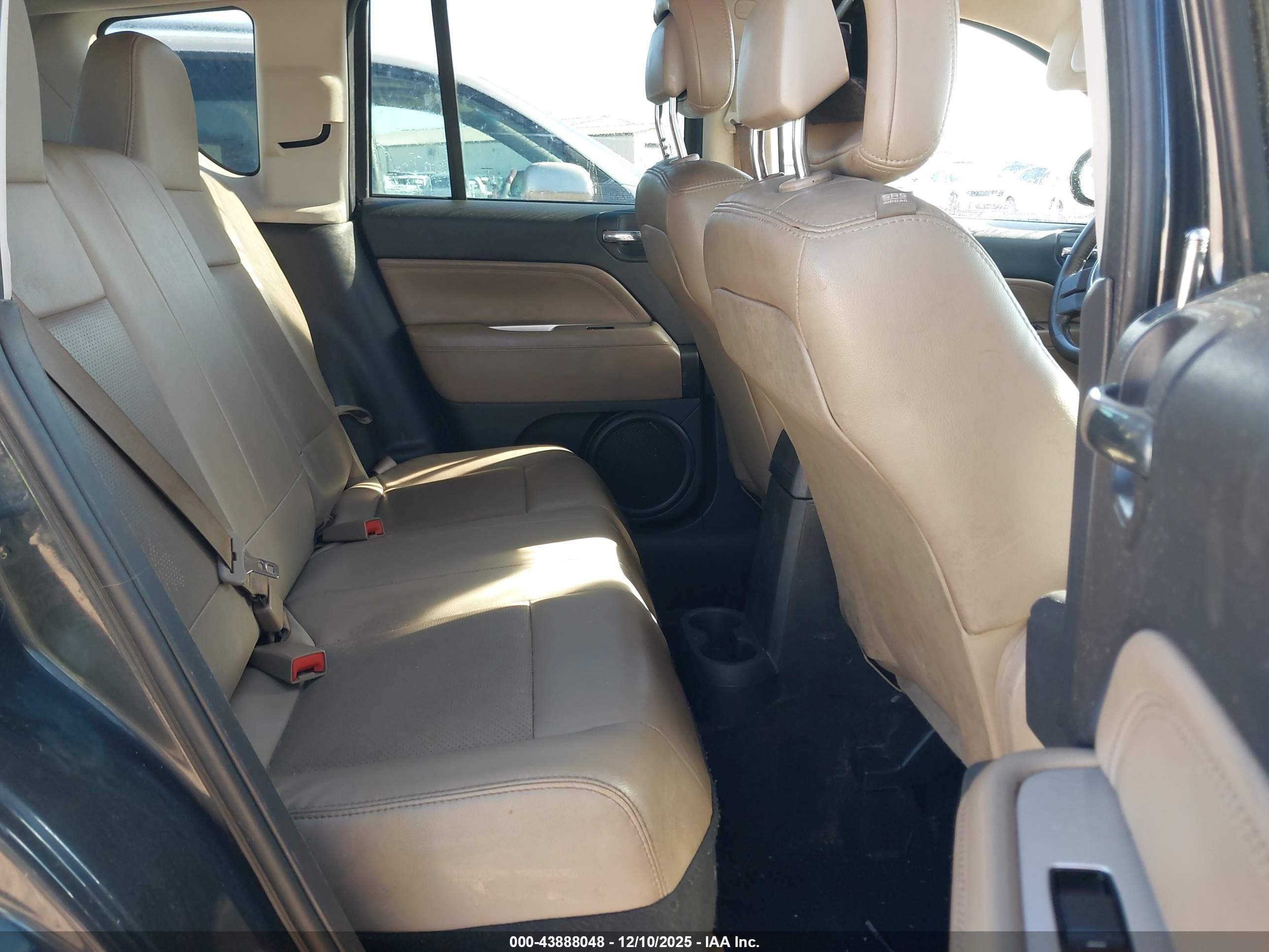 JEEP COMPASS image 8