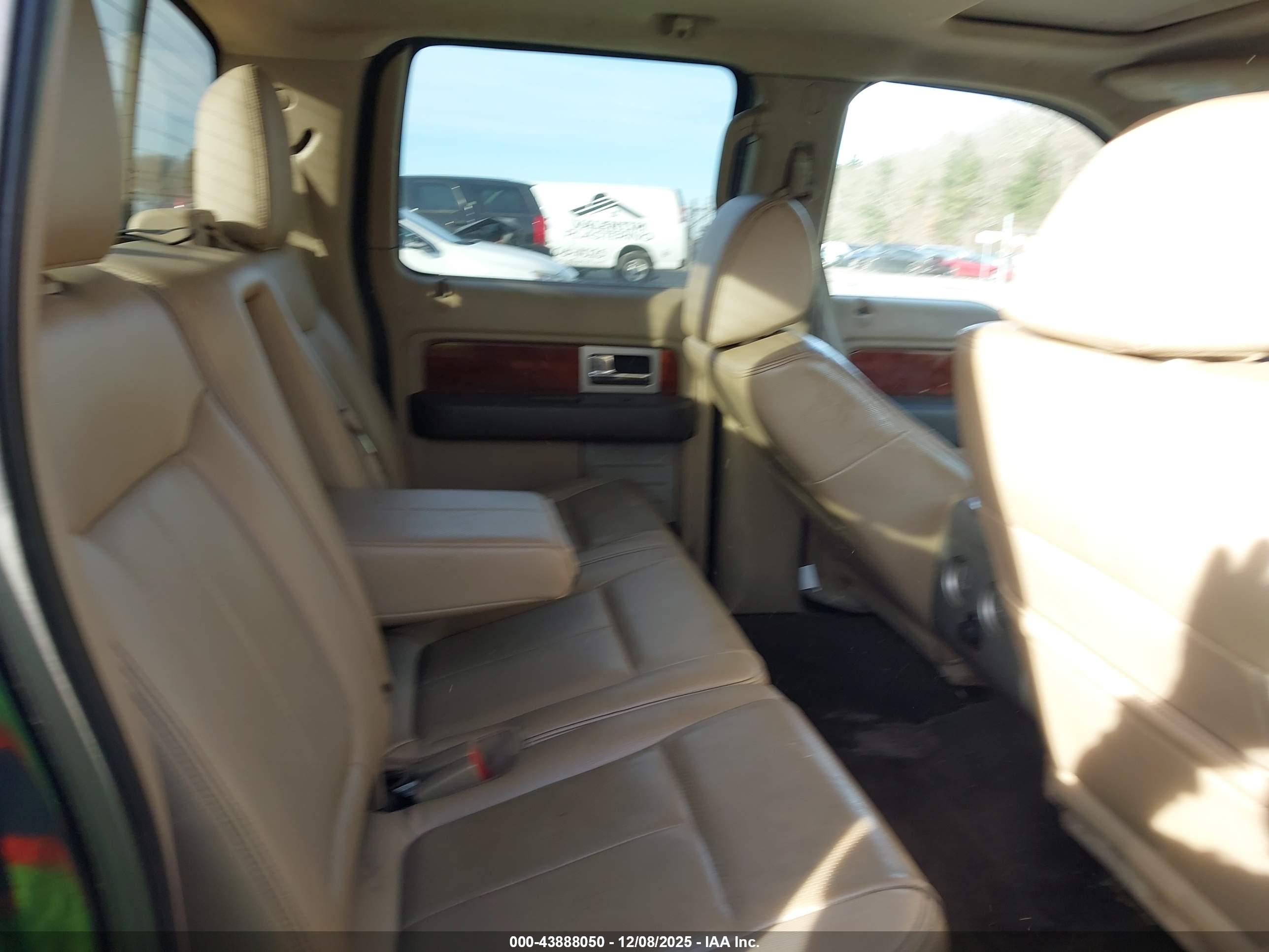 FORD F-150 image 8