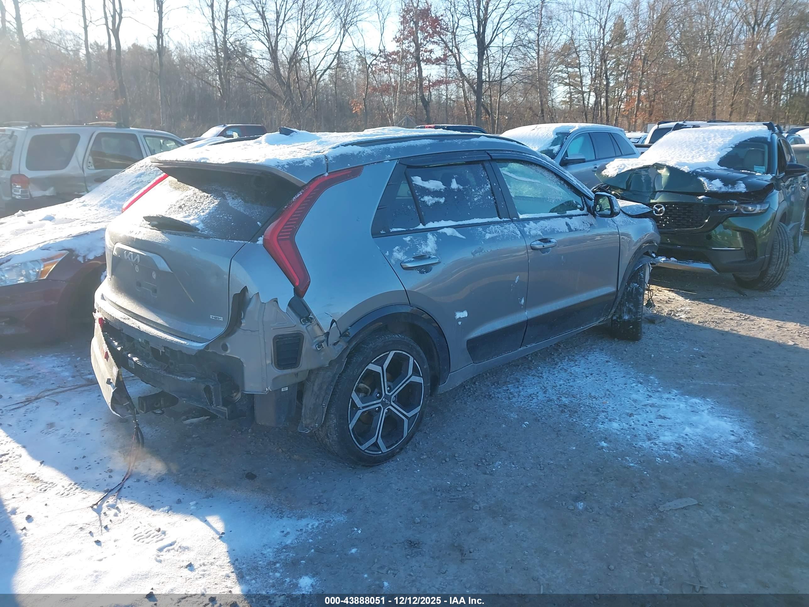 KIA NIRO image 4